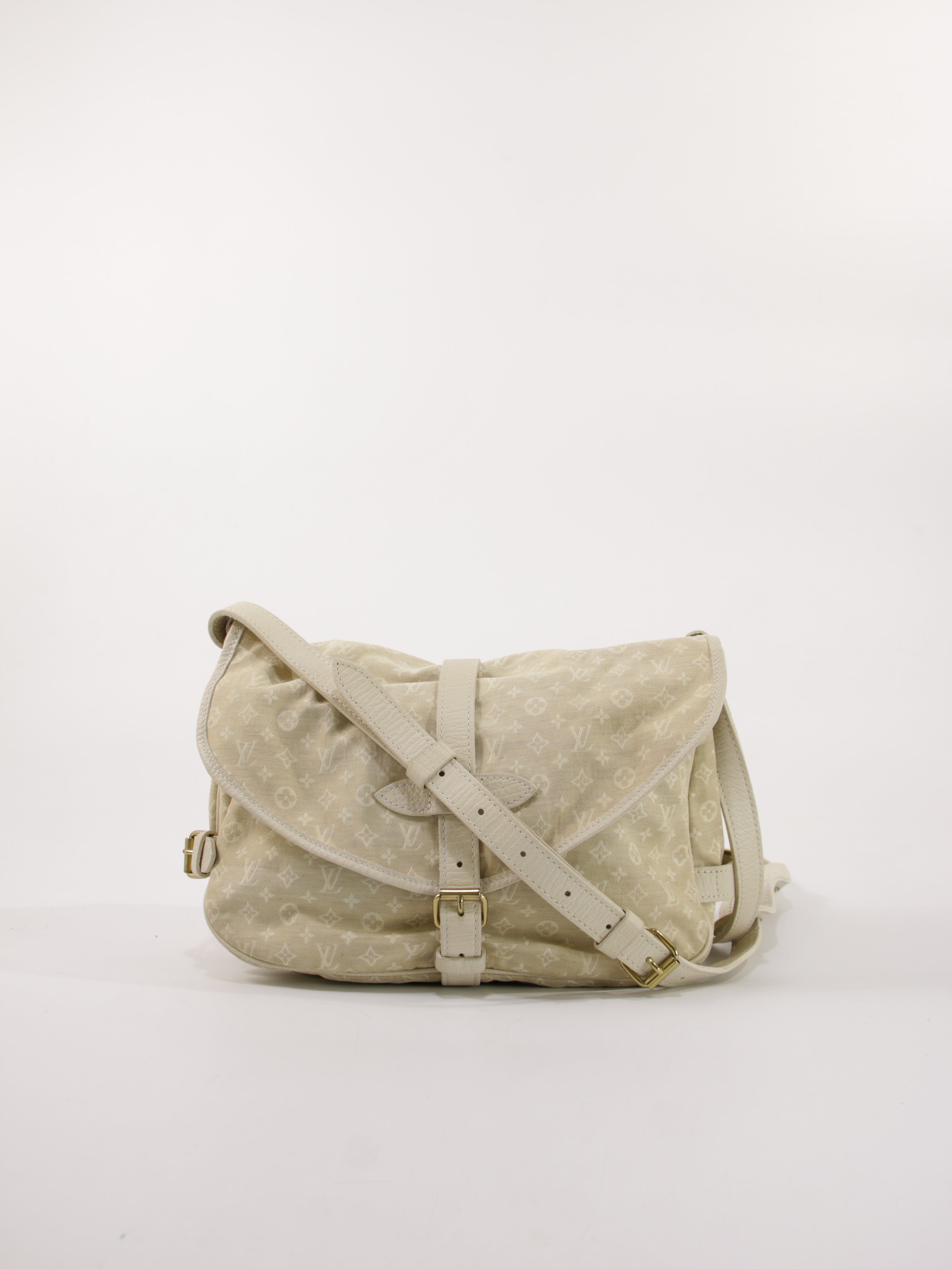 LOUIS VUITTON - SAUMUR