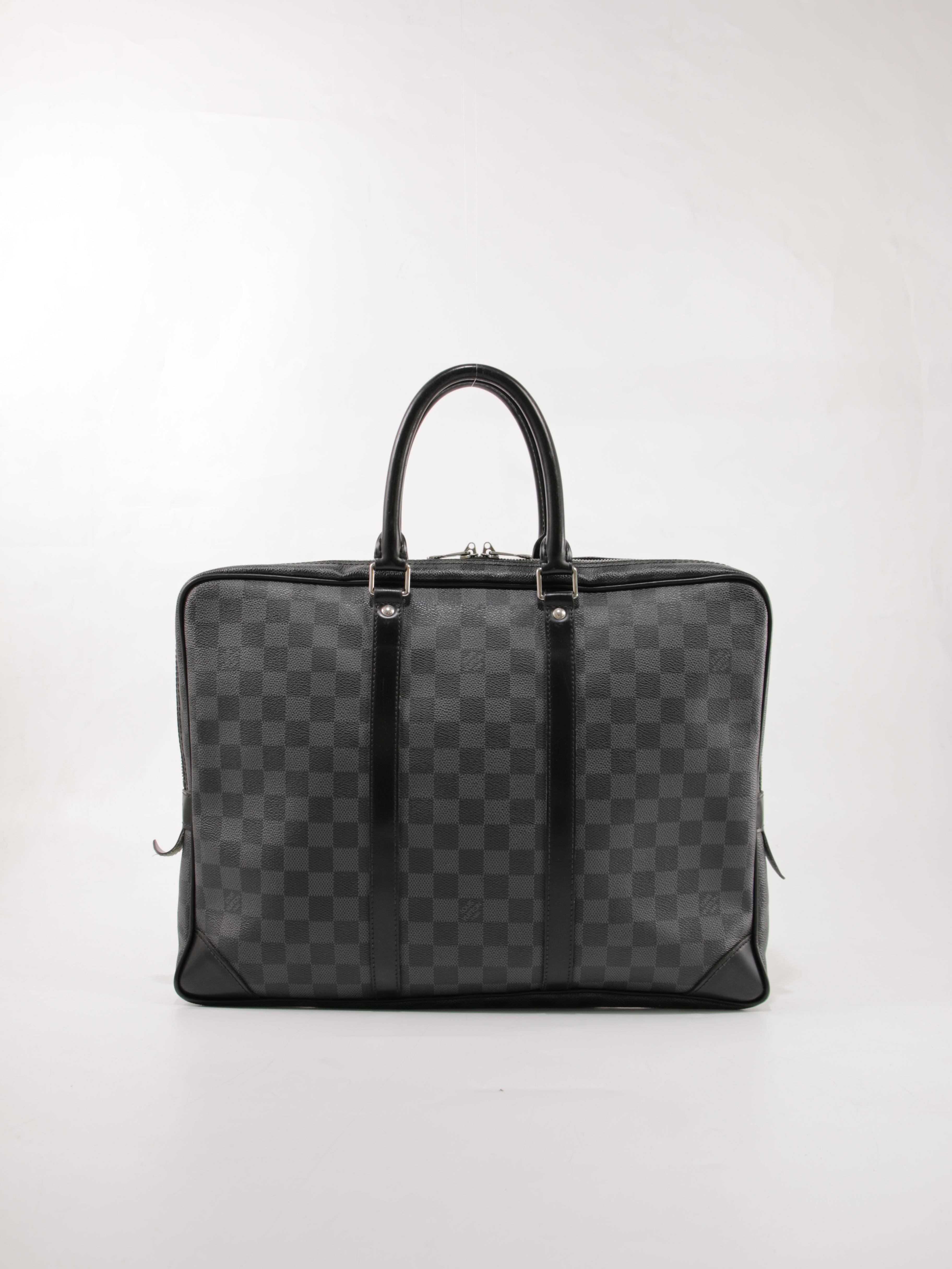 LOUIS VUITTON - PORT DOCUMENTS VOYAGE GM