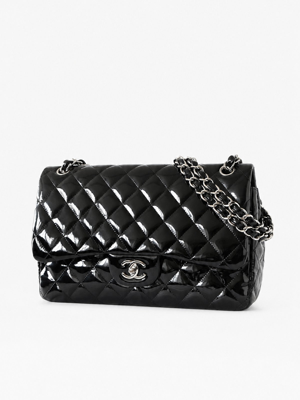 CHANEL - JUMBO FLAP