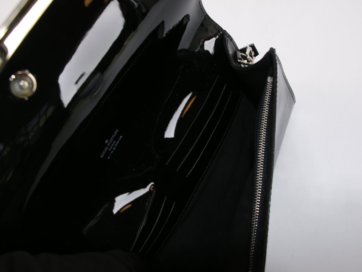 Louis Vuitton Shoulder Bag