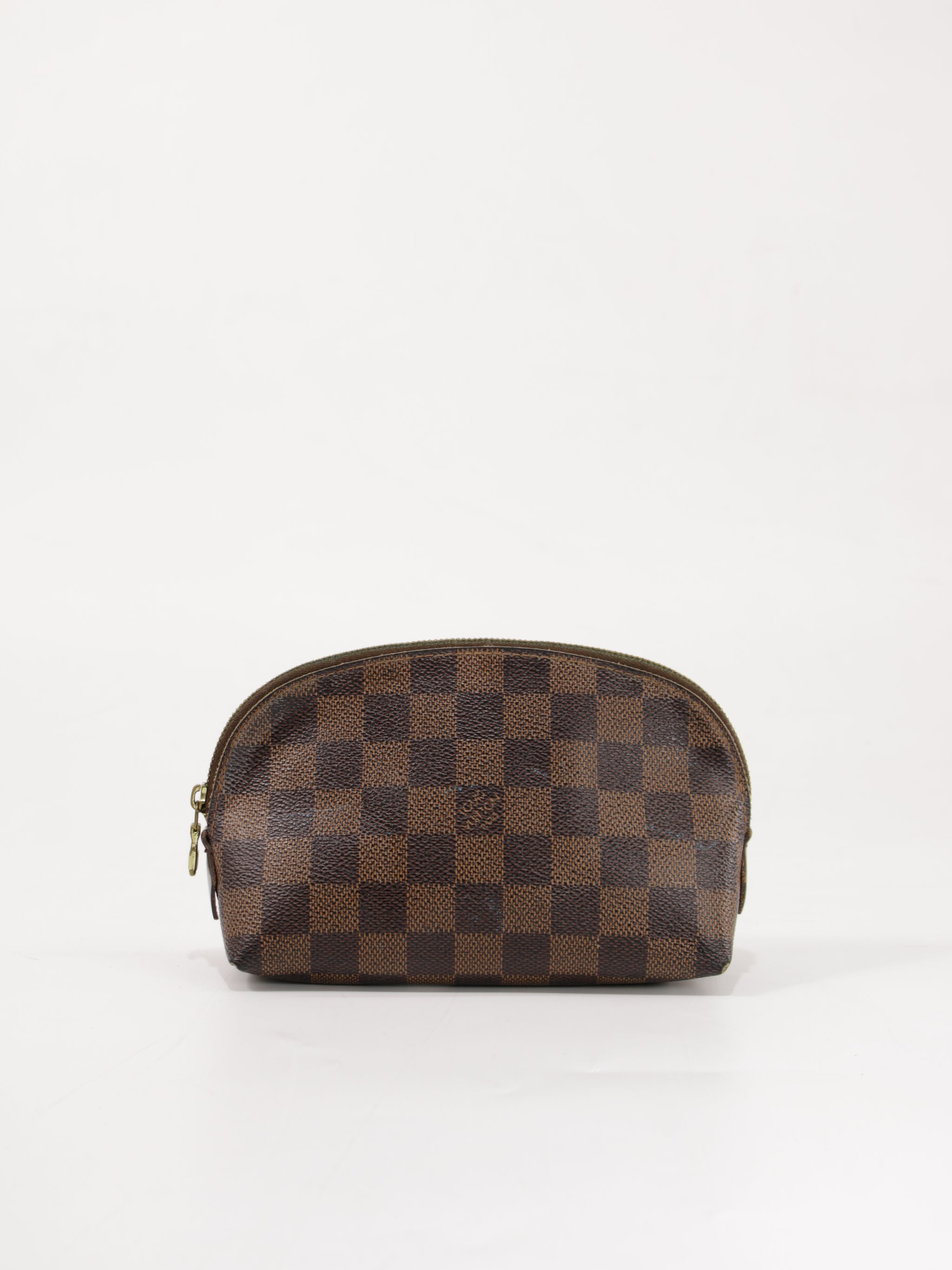 Cosmetic pouch