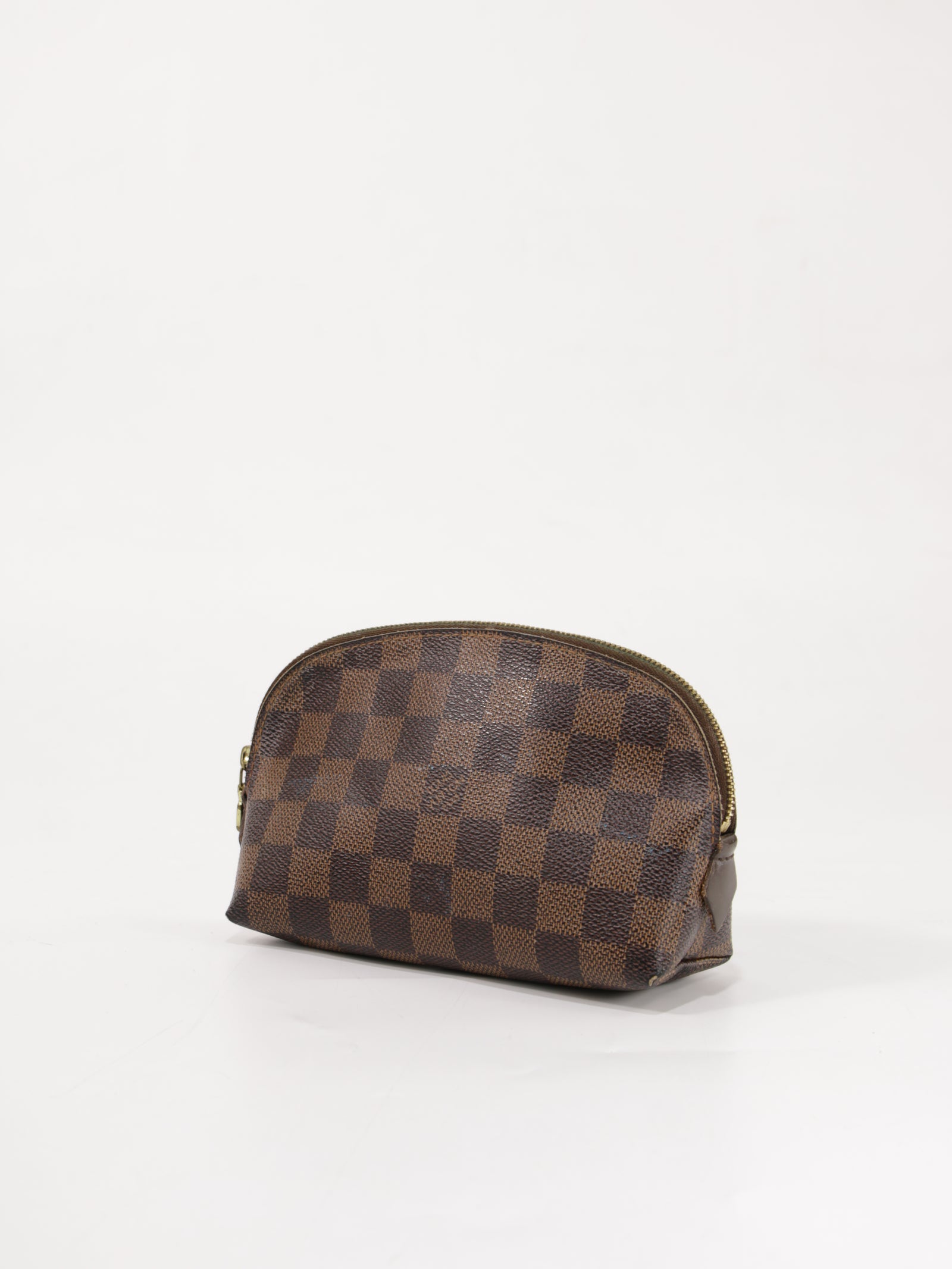 Cosmetic pouch