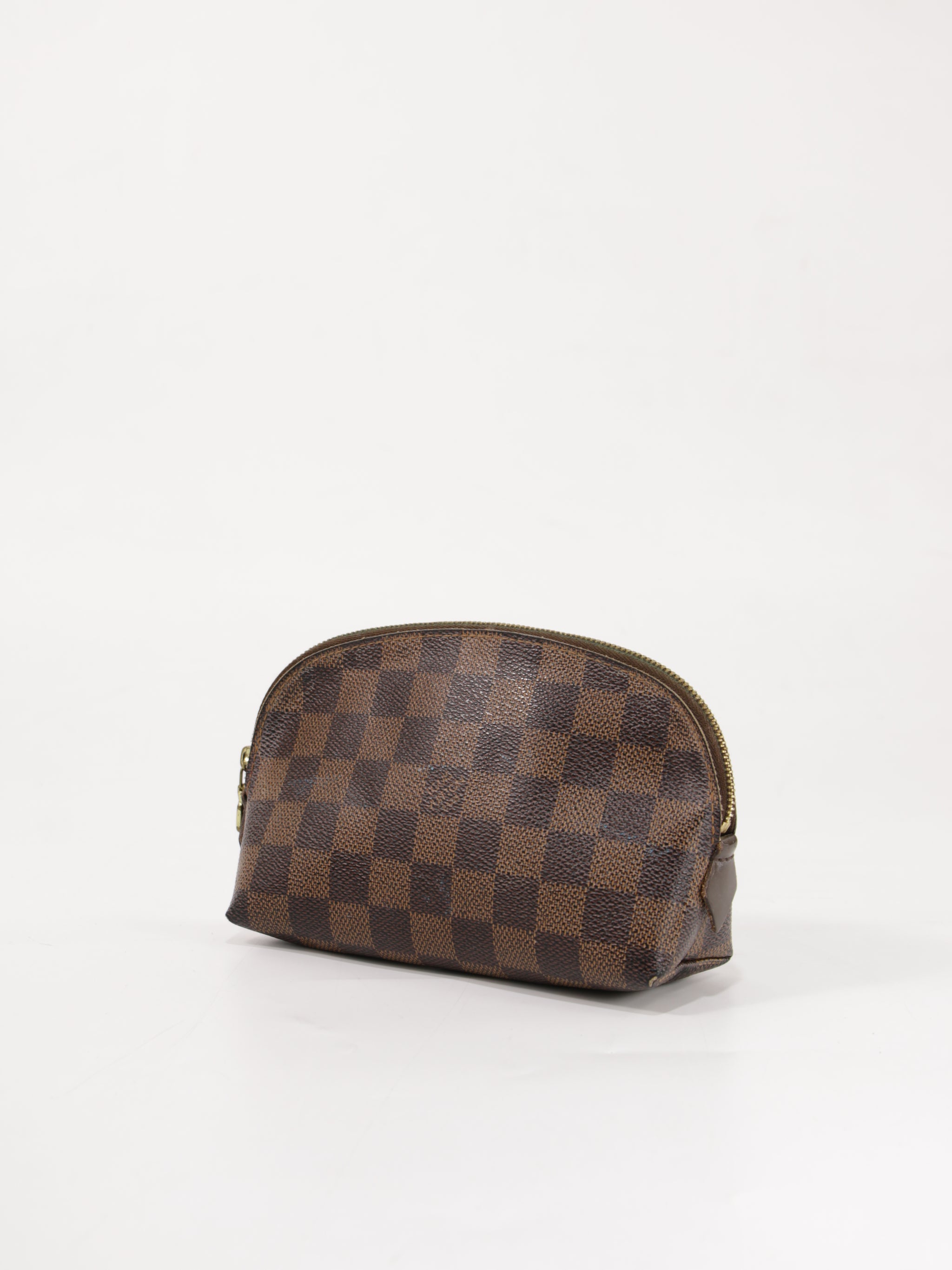 Cosmetic pouch