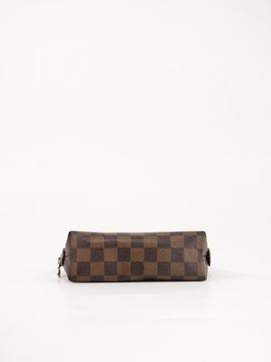 Cosmetic pouch