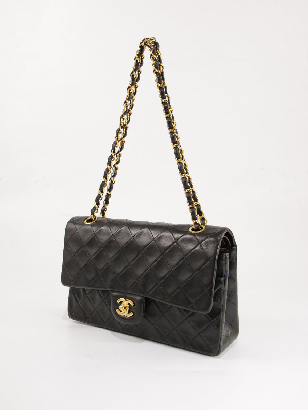 Medium Classic Flap