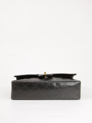 Medium Classic Flap