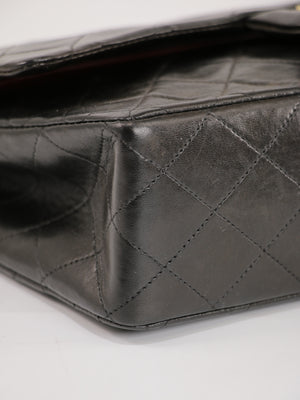Medium Classic Flap