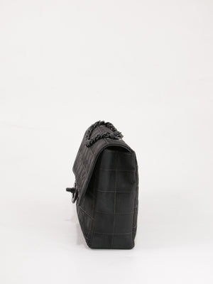 Medium Classic Flap