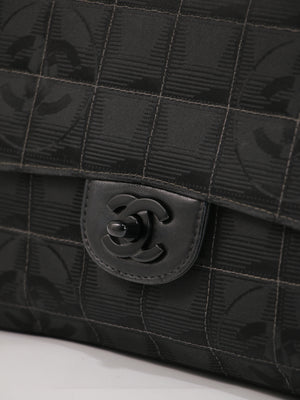 Medium Classic Flap