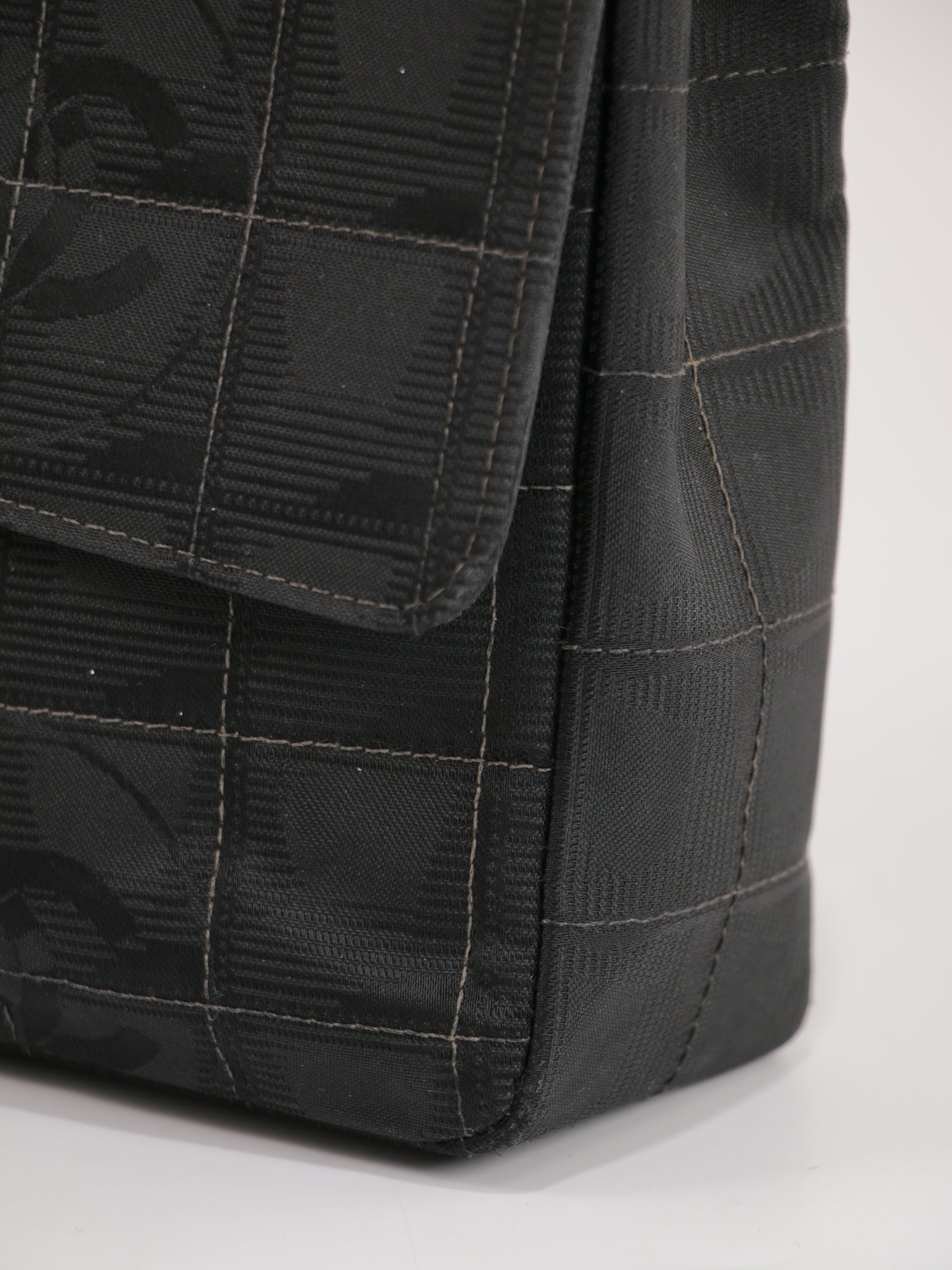 Medium Classic Flap
