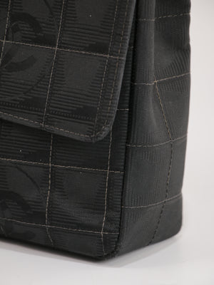 Medium Classic Flap