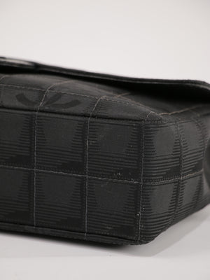 Medium Classic Flap