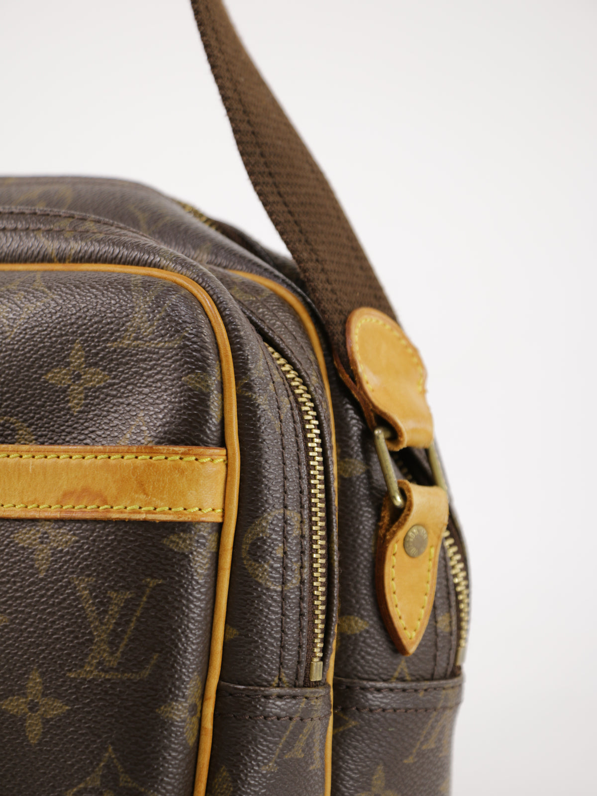 Louis Vuitton Reporter