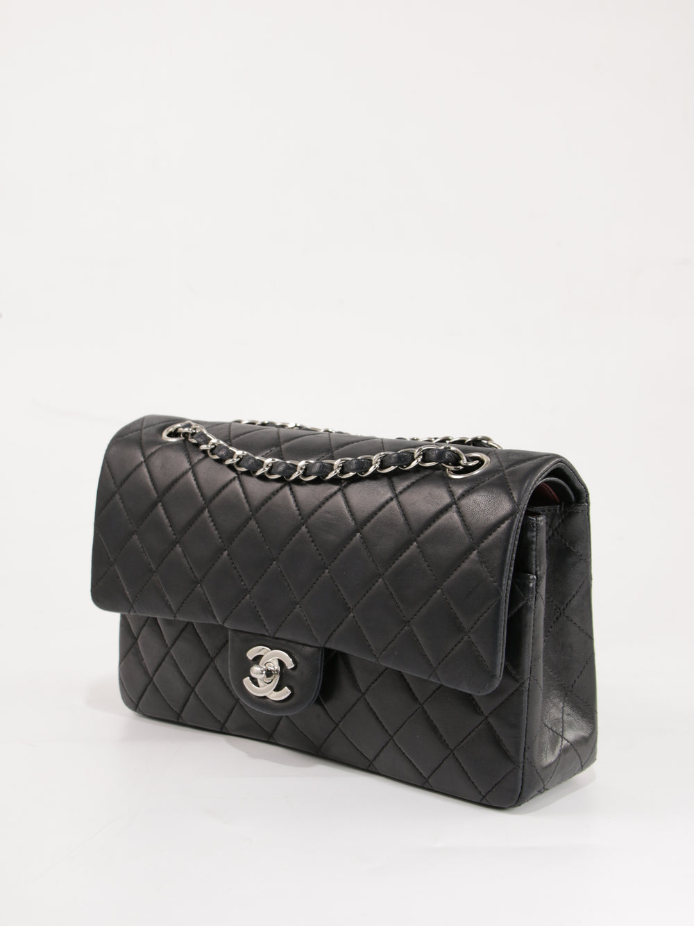 Medium Classic Flap