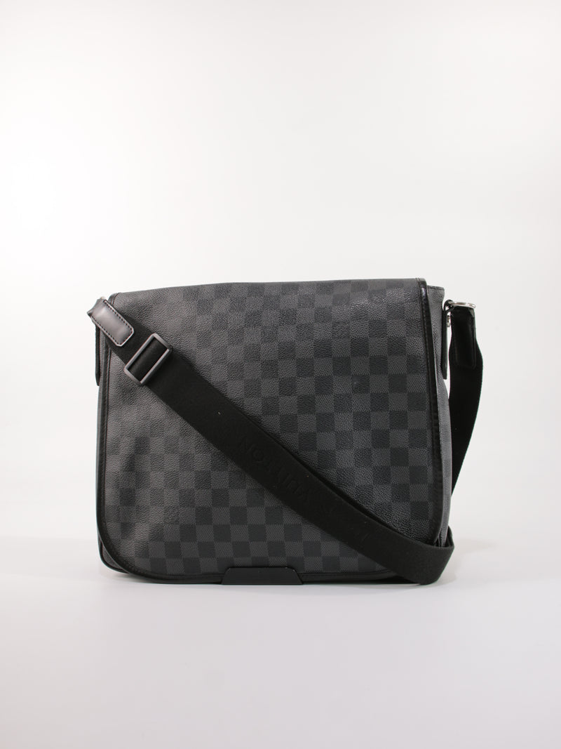 LOUIS VUITTON - DANIEL