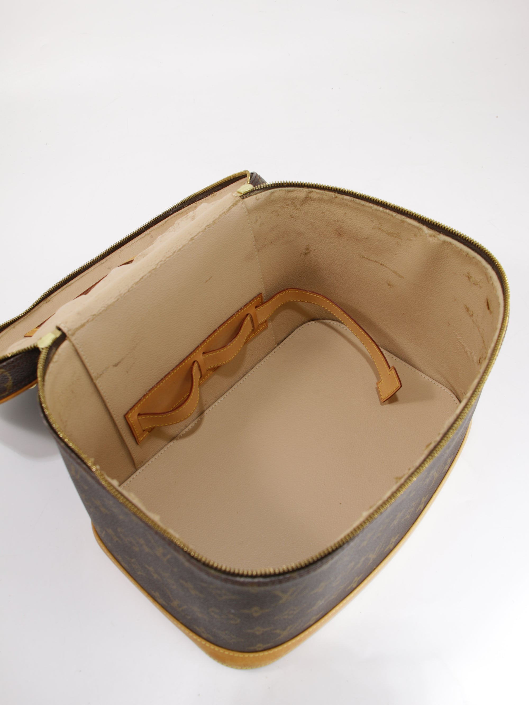 Nice Vanity Case
