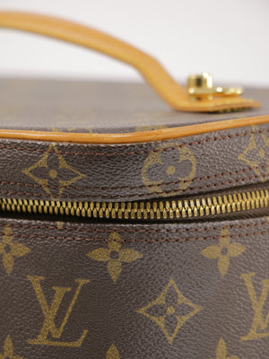 Nice Vanity Case