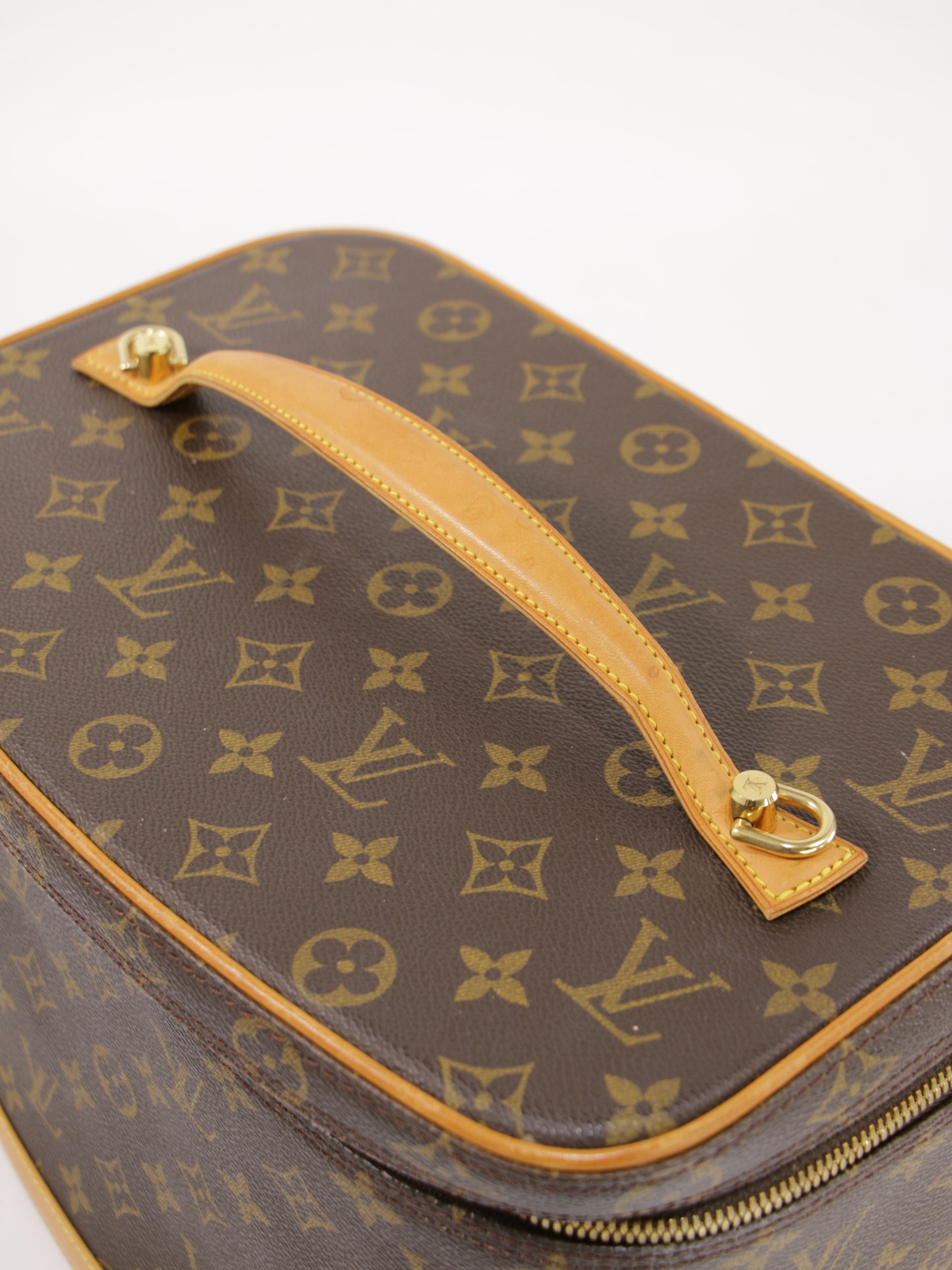 Nice Vanity Case