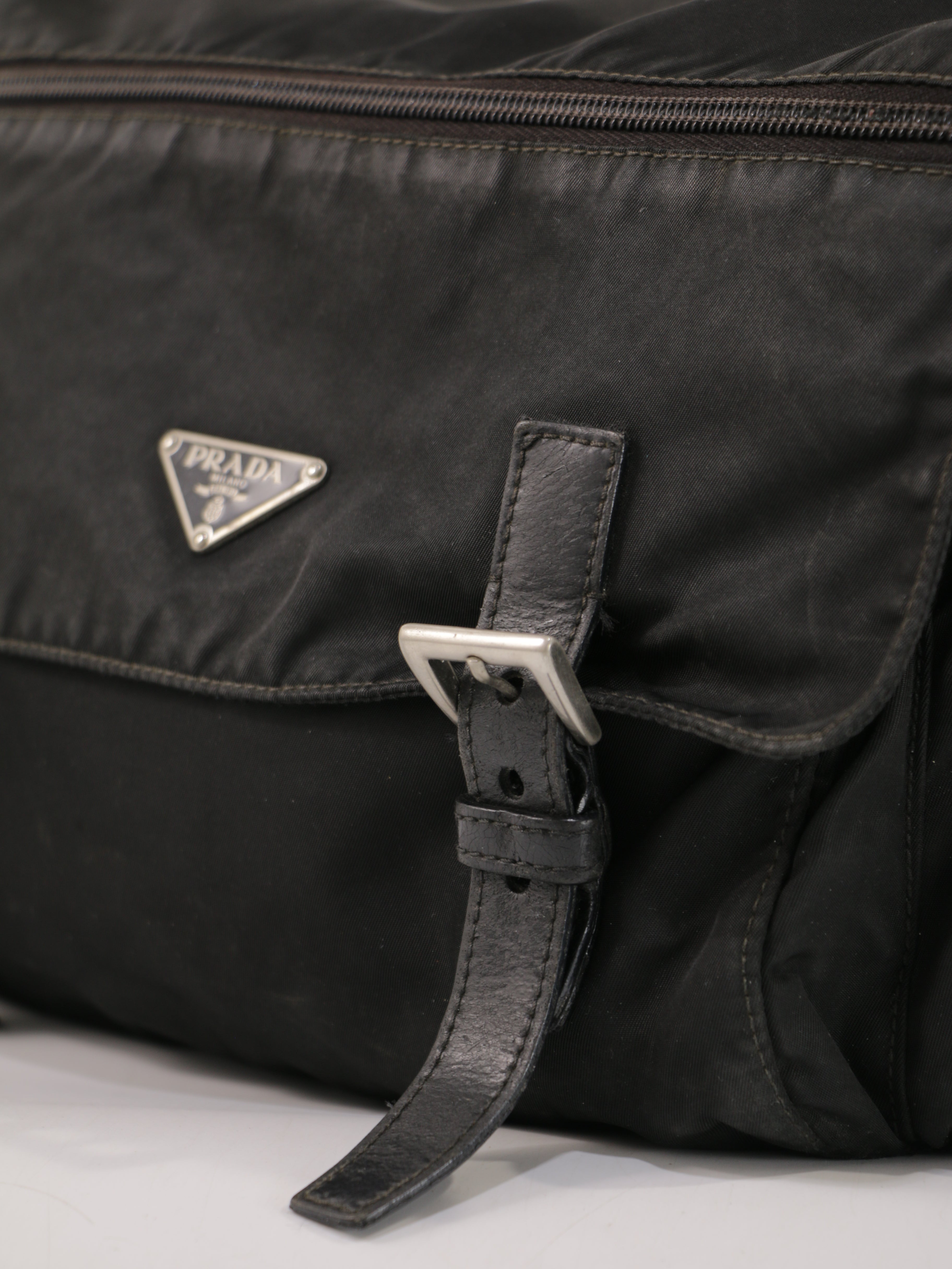 Double Buckle Messenger