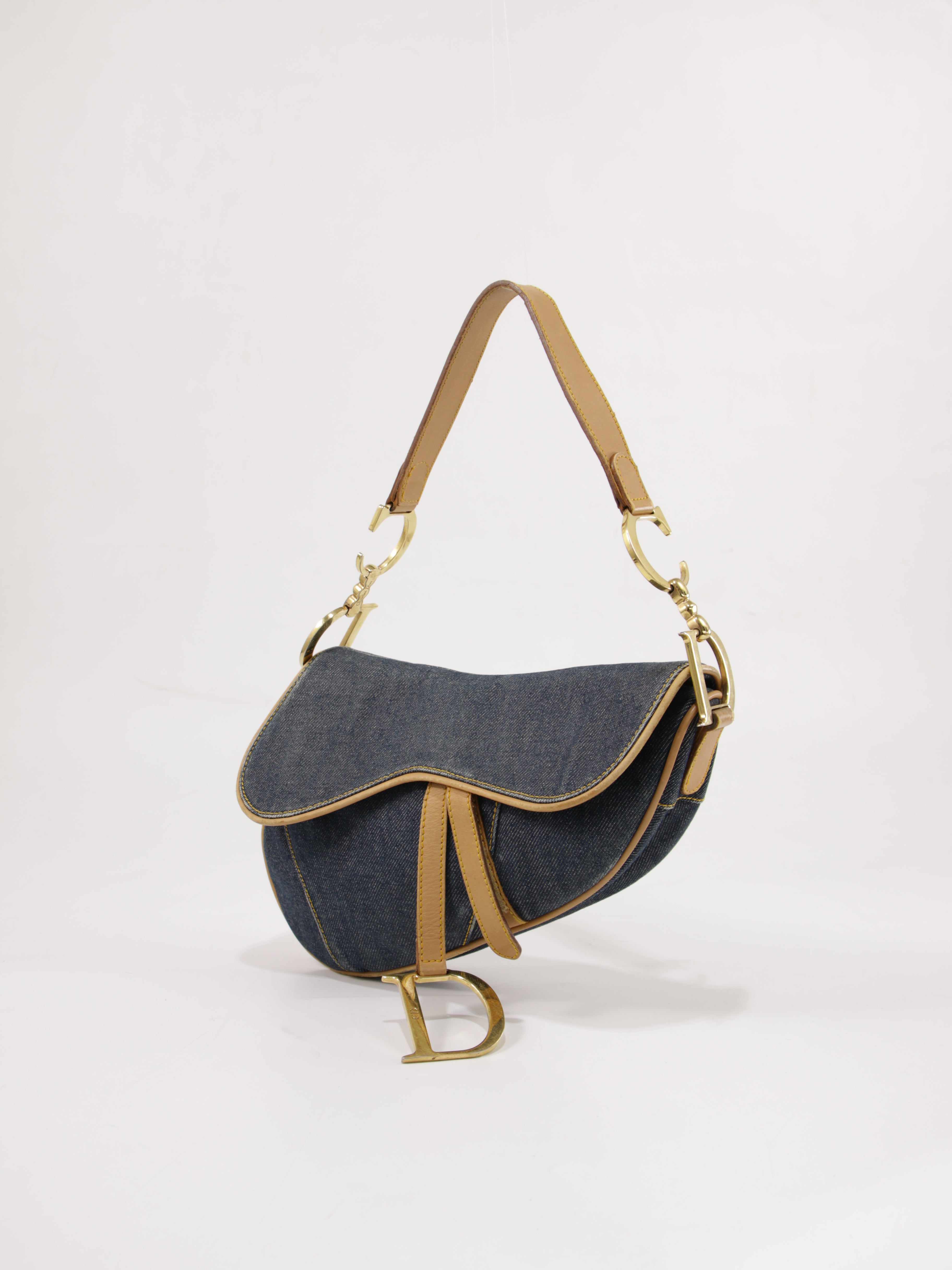 Saddle
