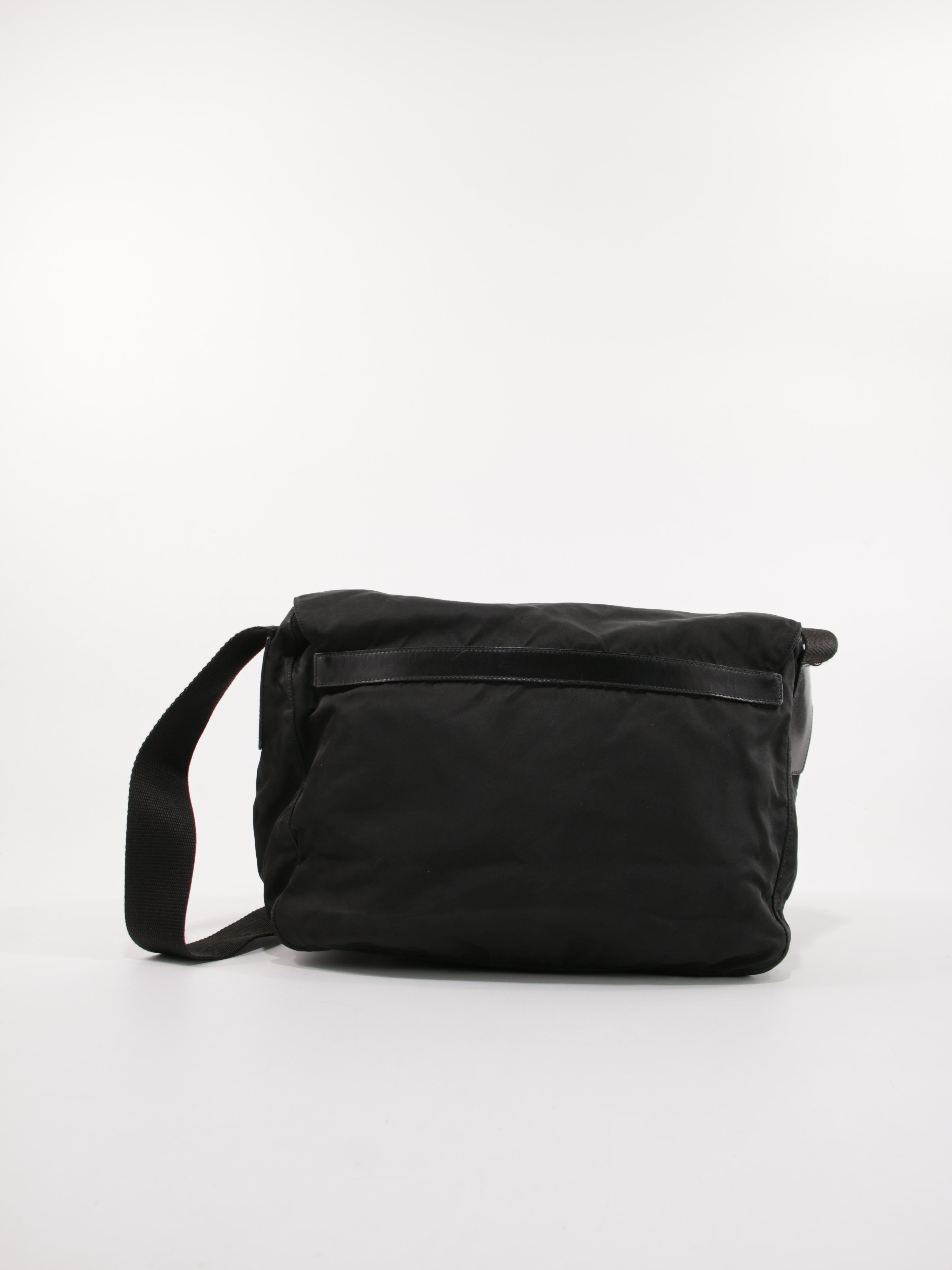 Double Buckle Messenger