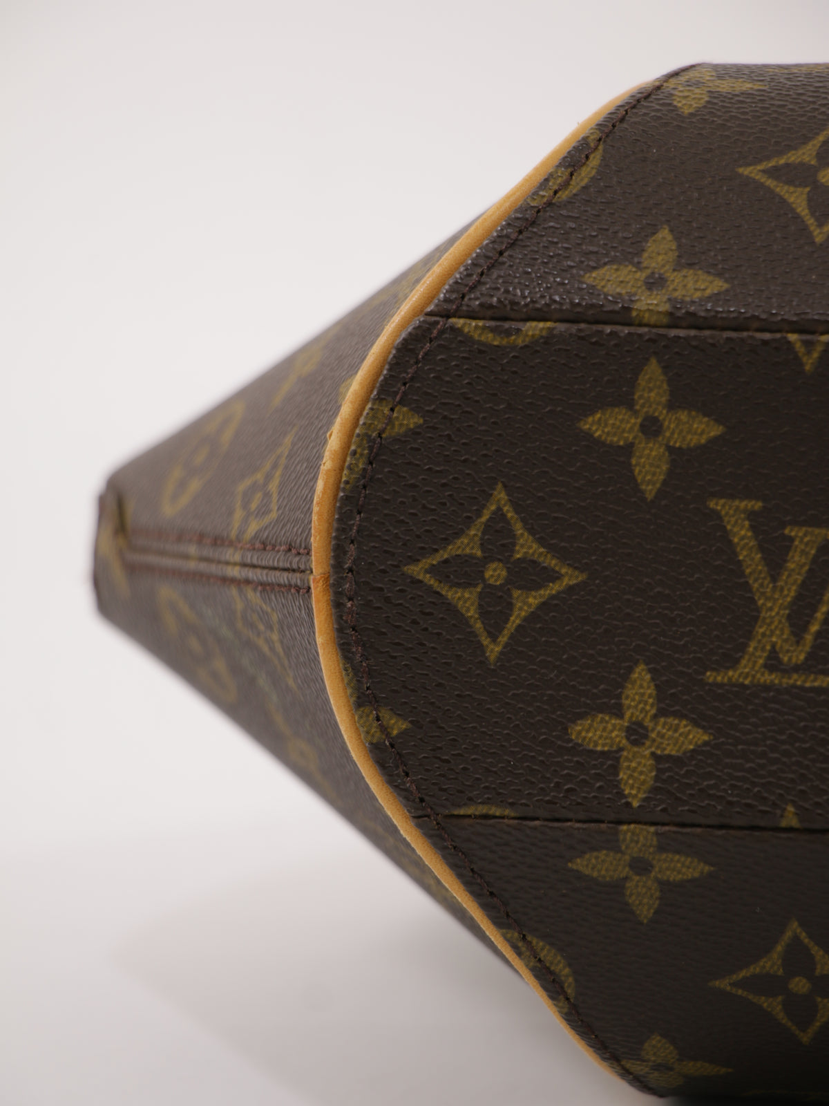 Louis Vuitton Ellipse PM