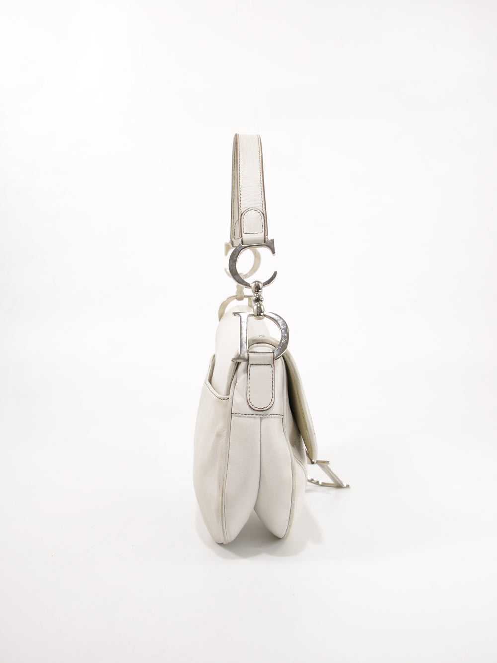 Saddle
