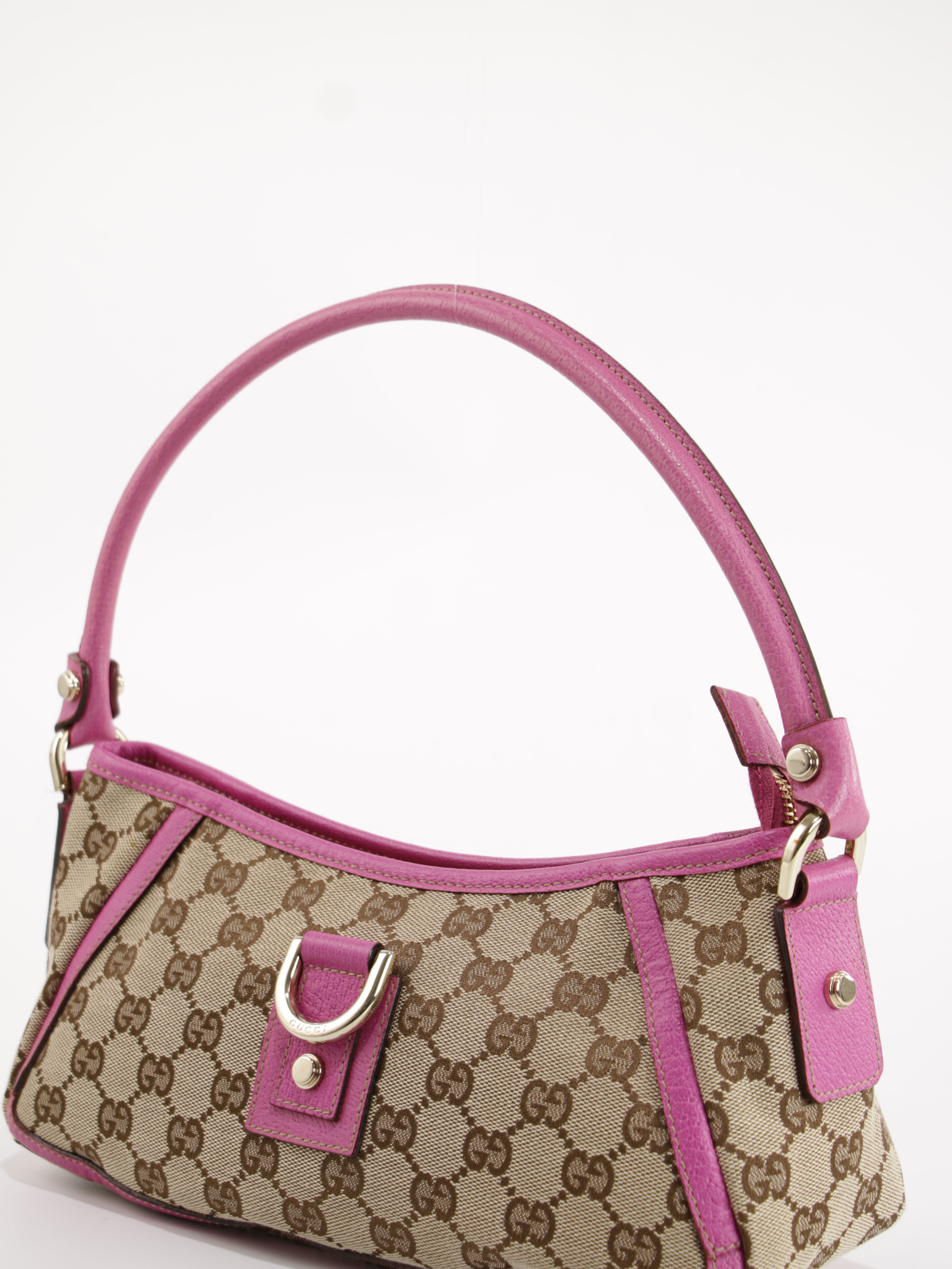 Abbey D-Ring Pochette