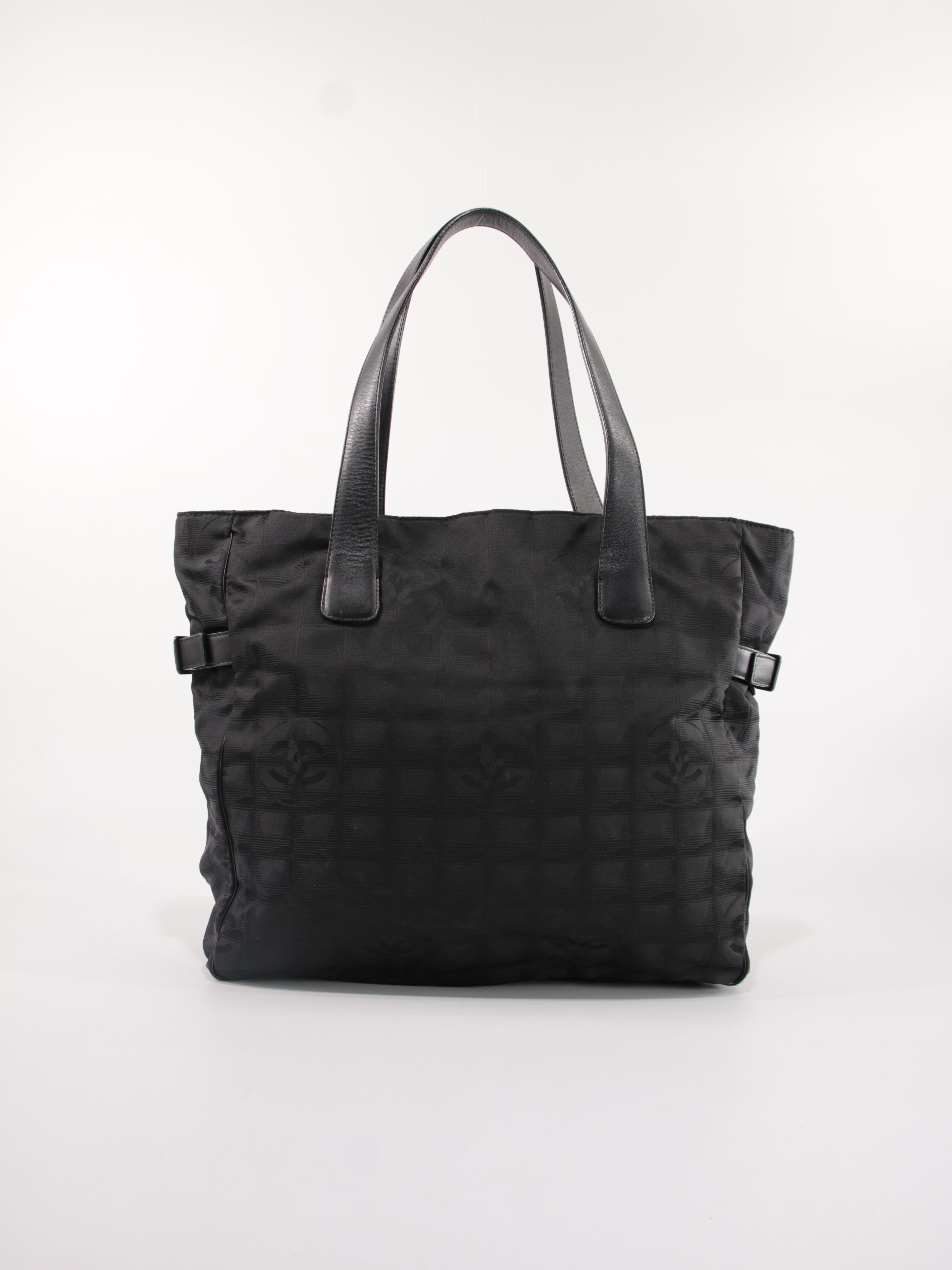 Large Travel Line Tote