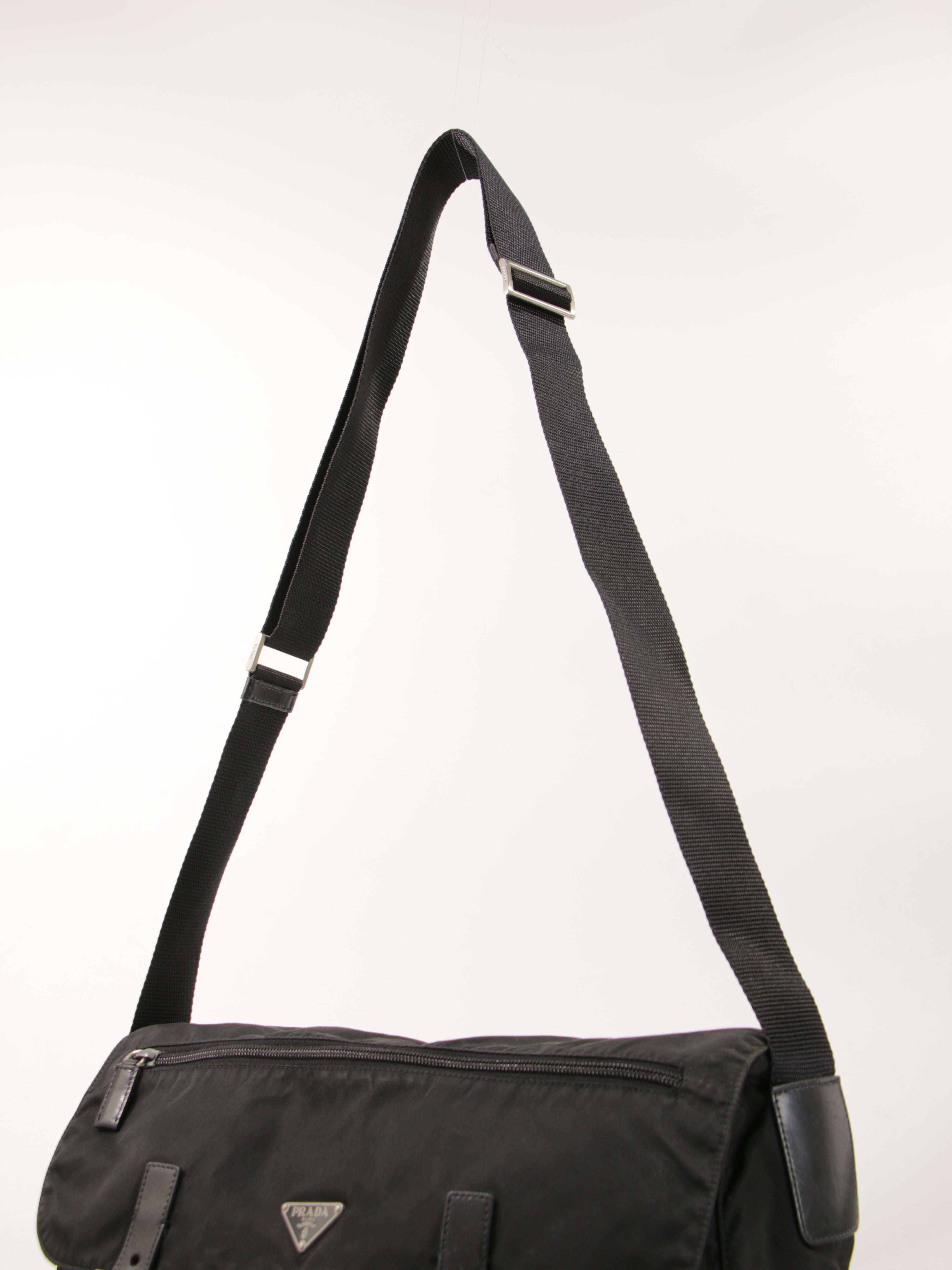 Double Buckle Messenger