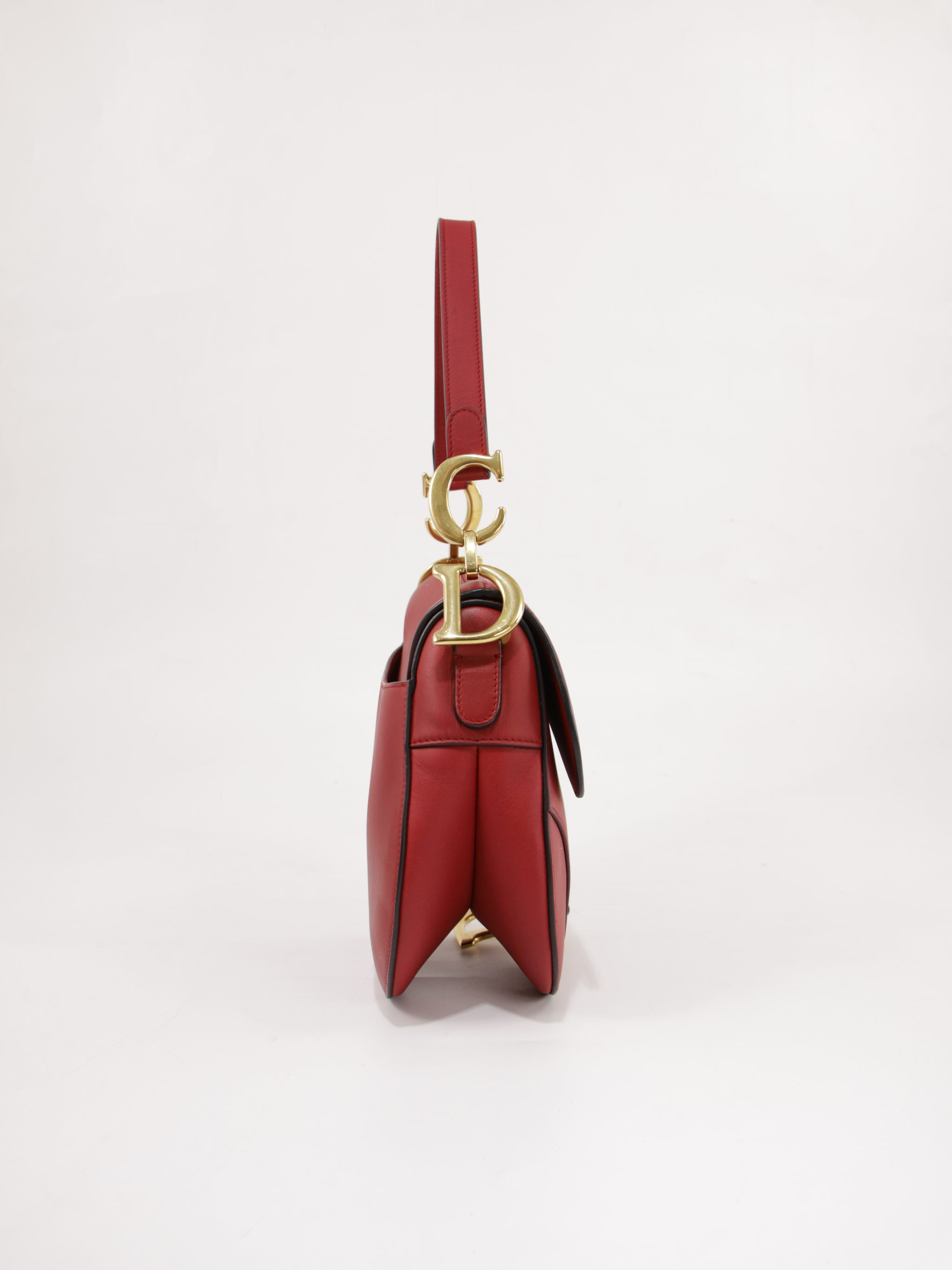 Saddle