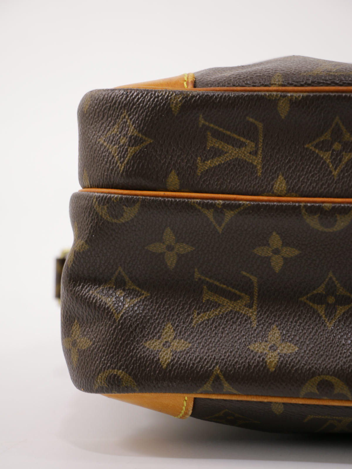 Louis Vuitton Nile PM