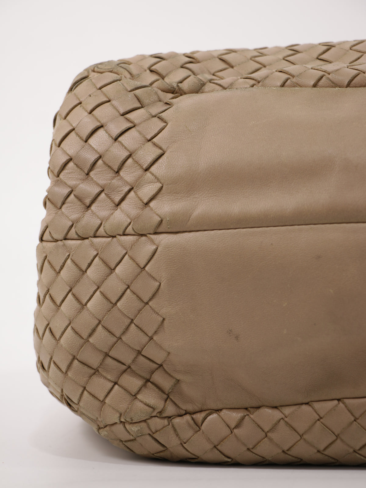 Bottega Veneta Medium Campana Hobo