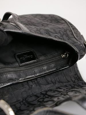 Saddle