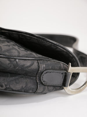 Saddle