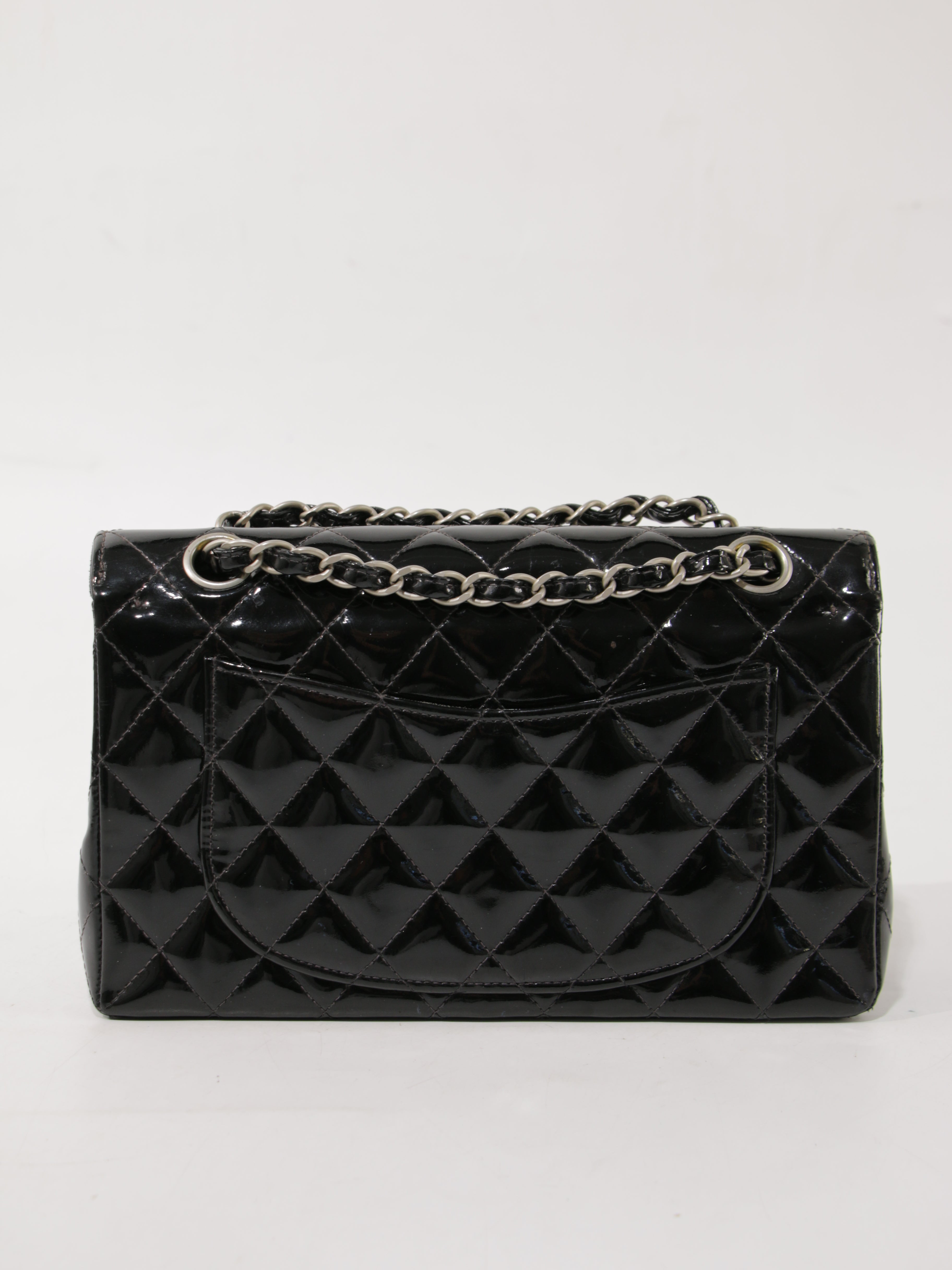 Small Classic Flap