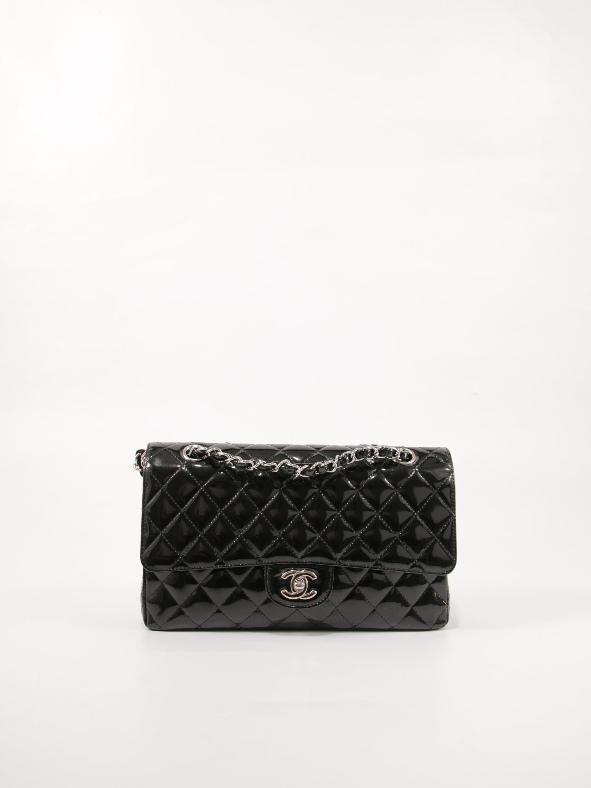 Medium Classic Flap