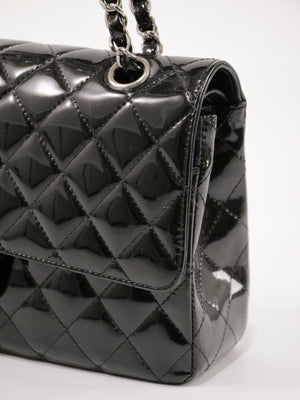 Medium Classic Flap