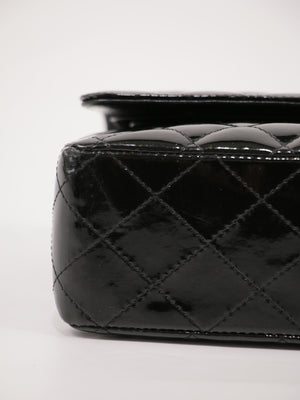 Medium Classic Flap
