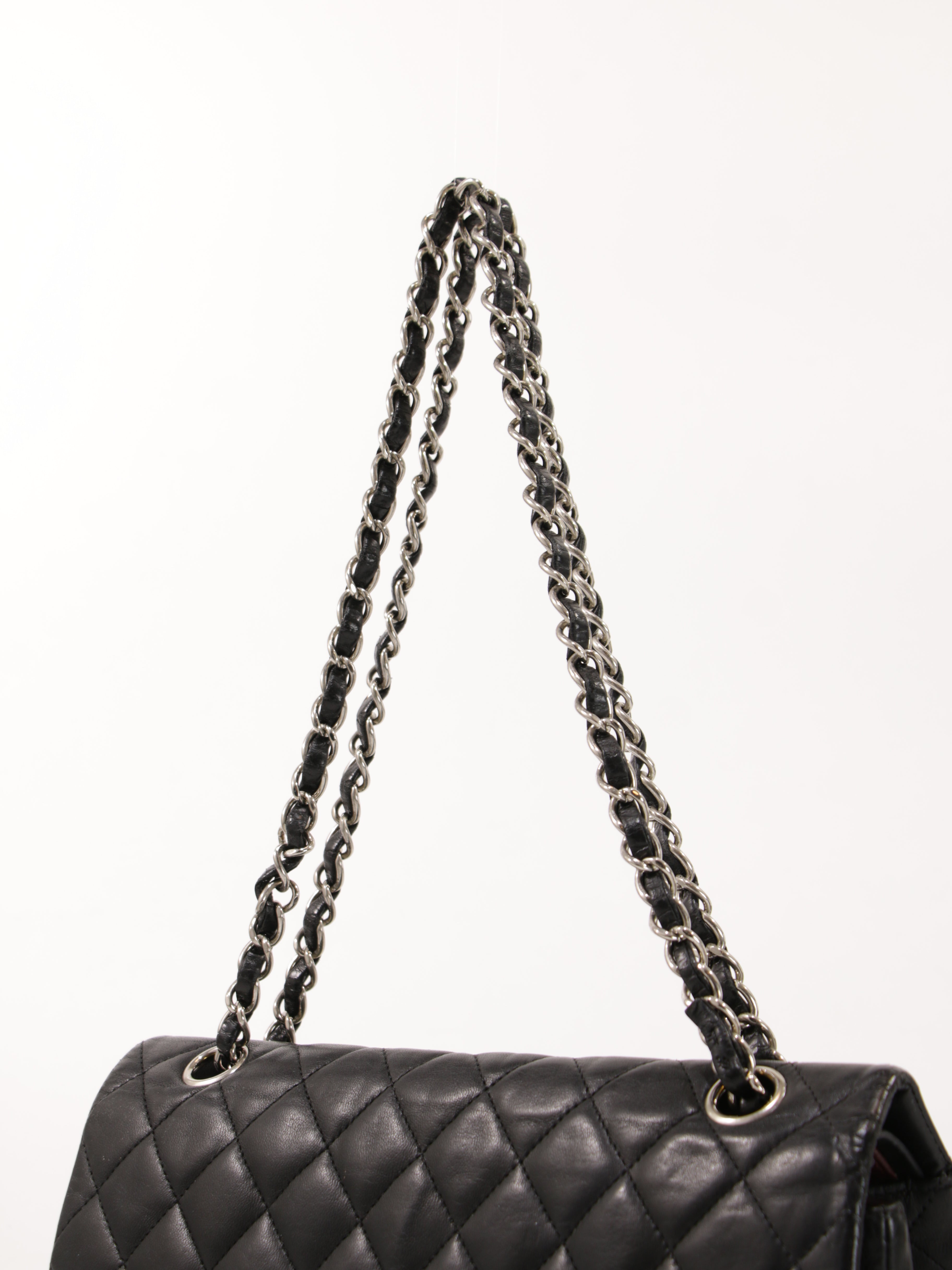 Medium Classic Flap