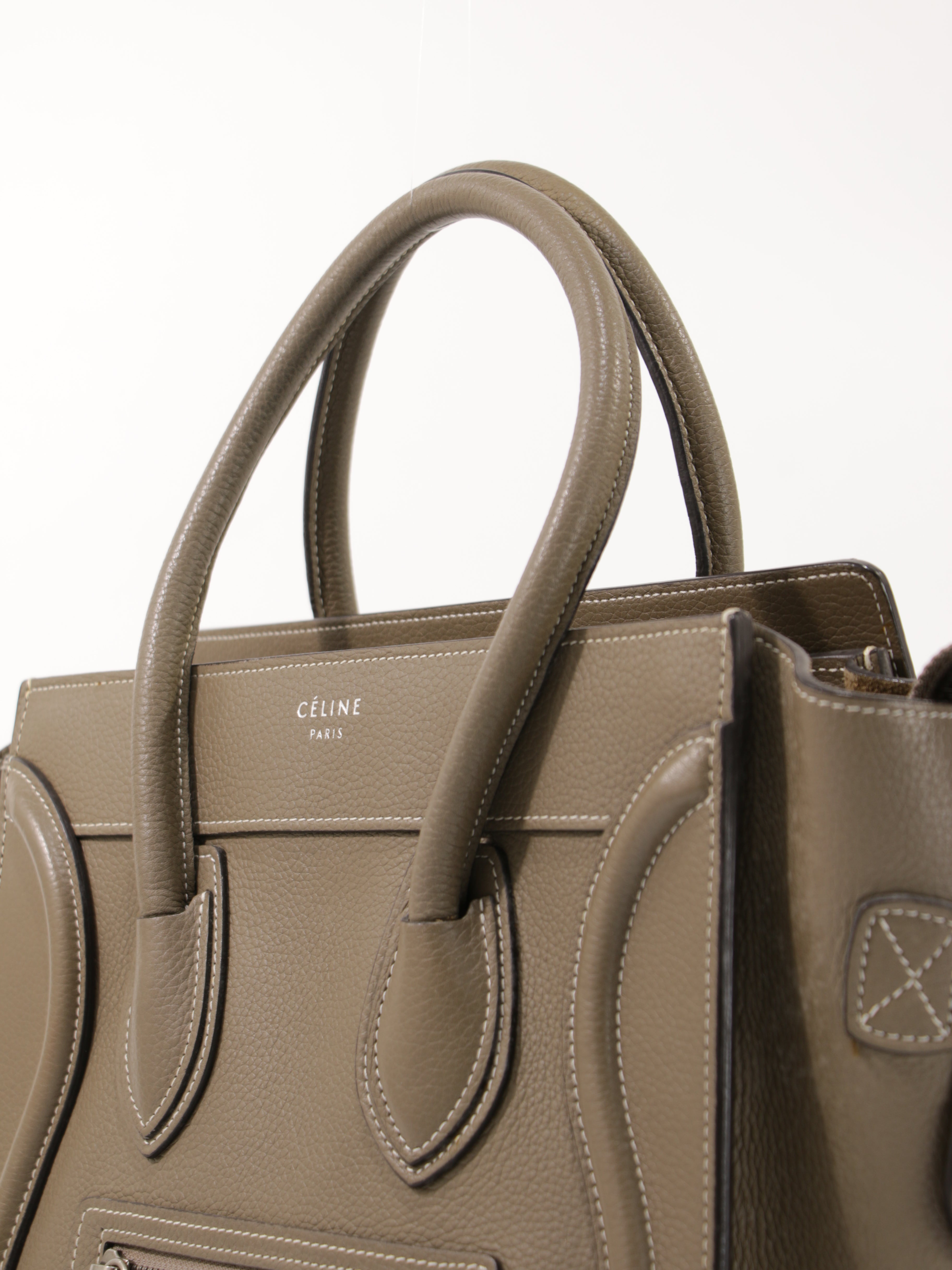 Medium Luggage