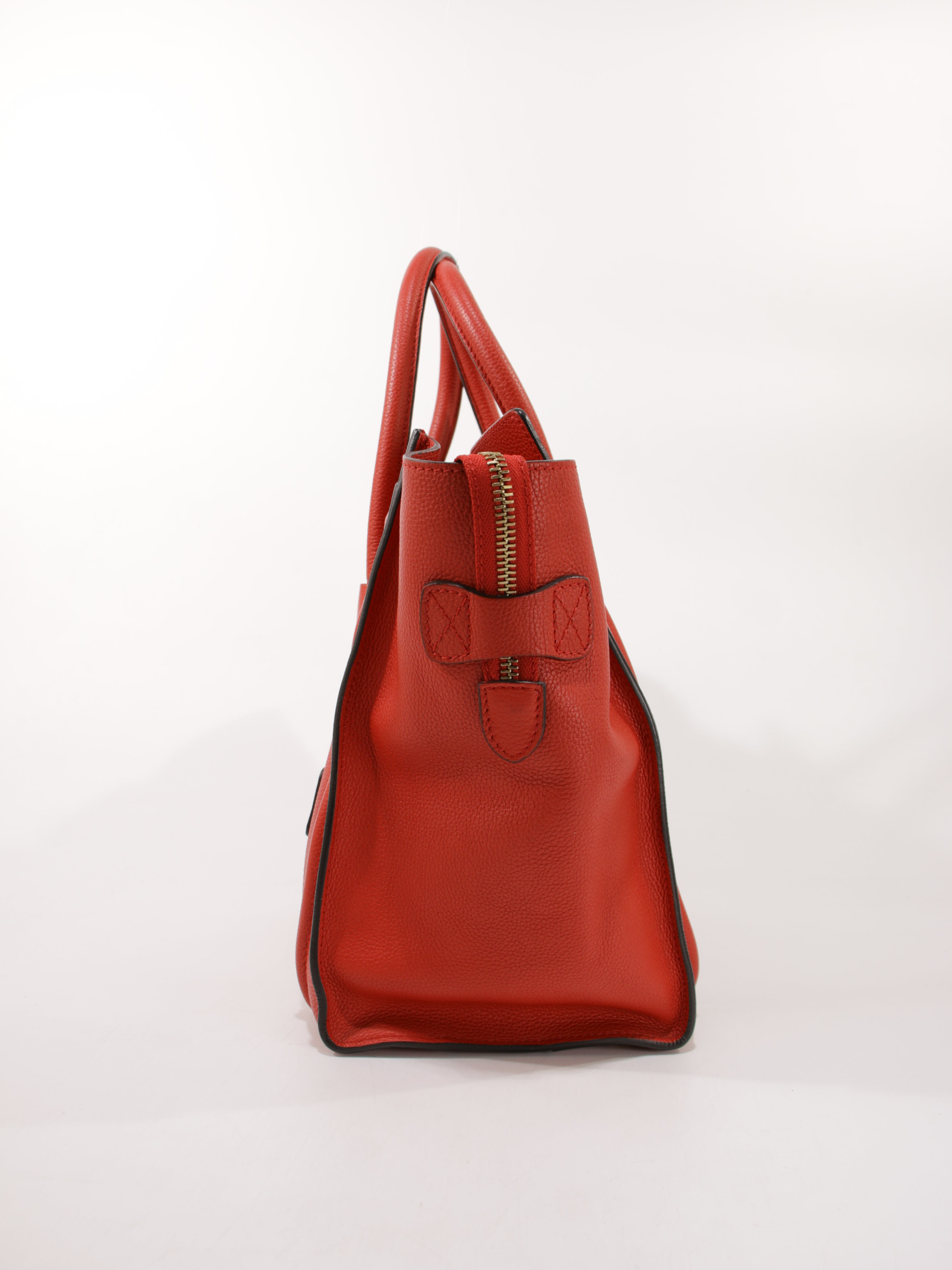 Medium Luggage