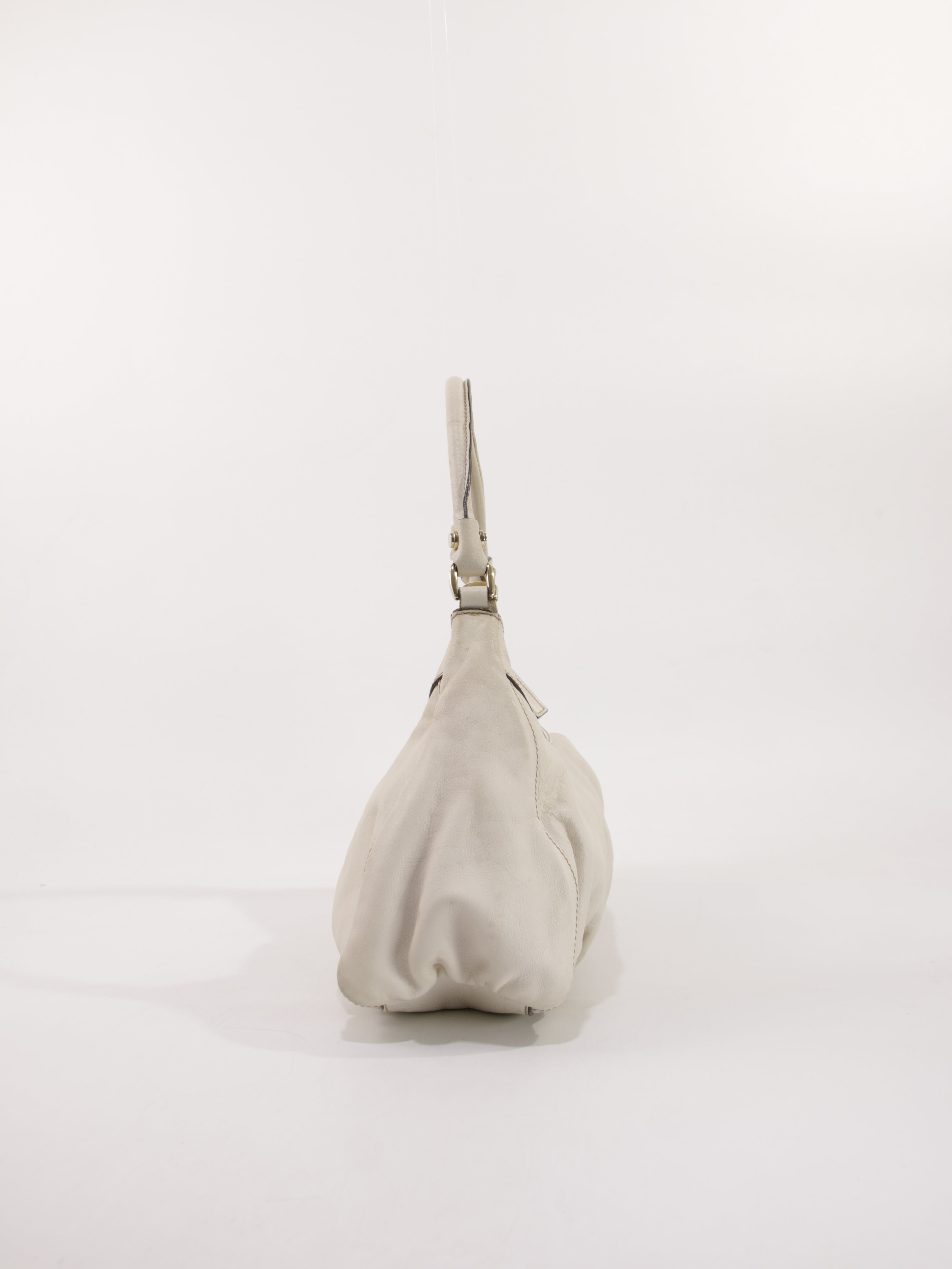 Abbey D-Ring Small