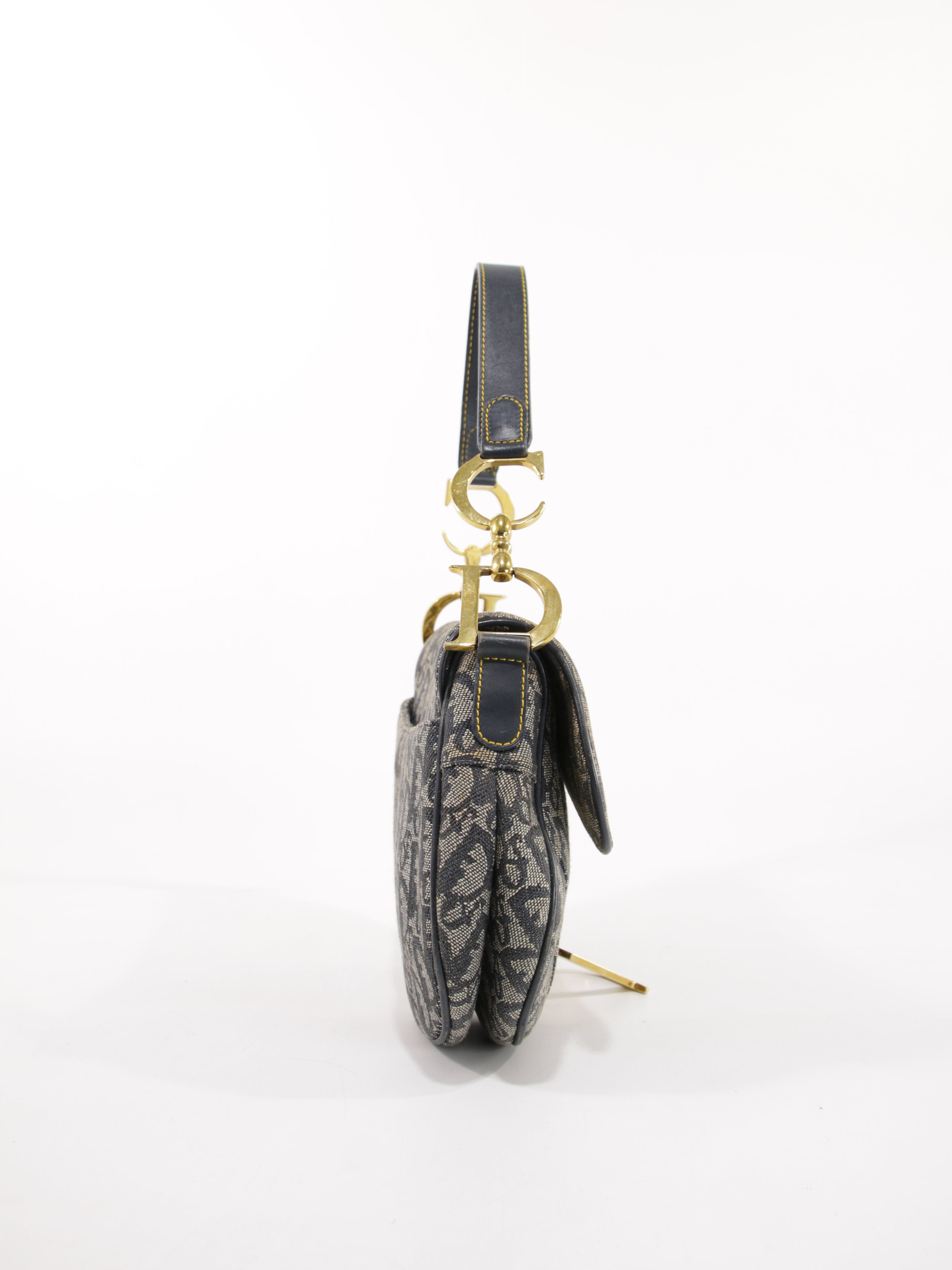 Saddle