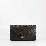 Medium Classic Flap