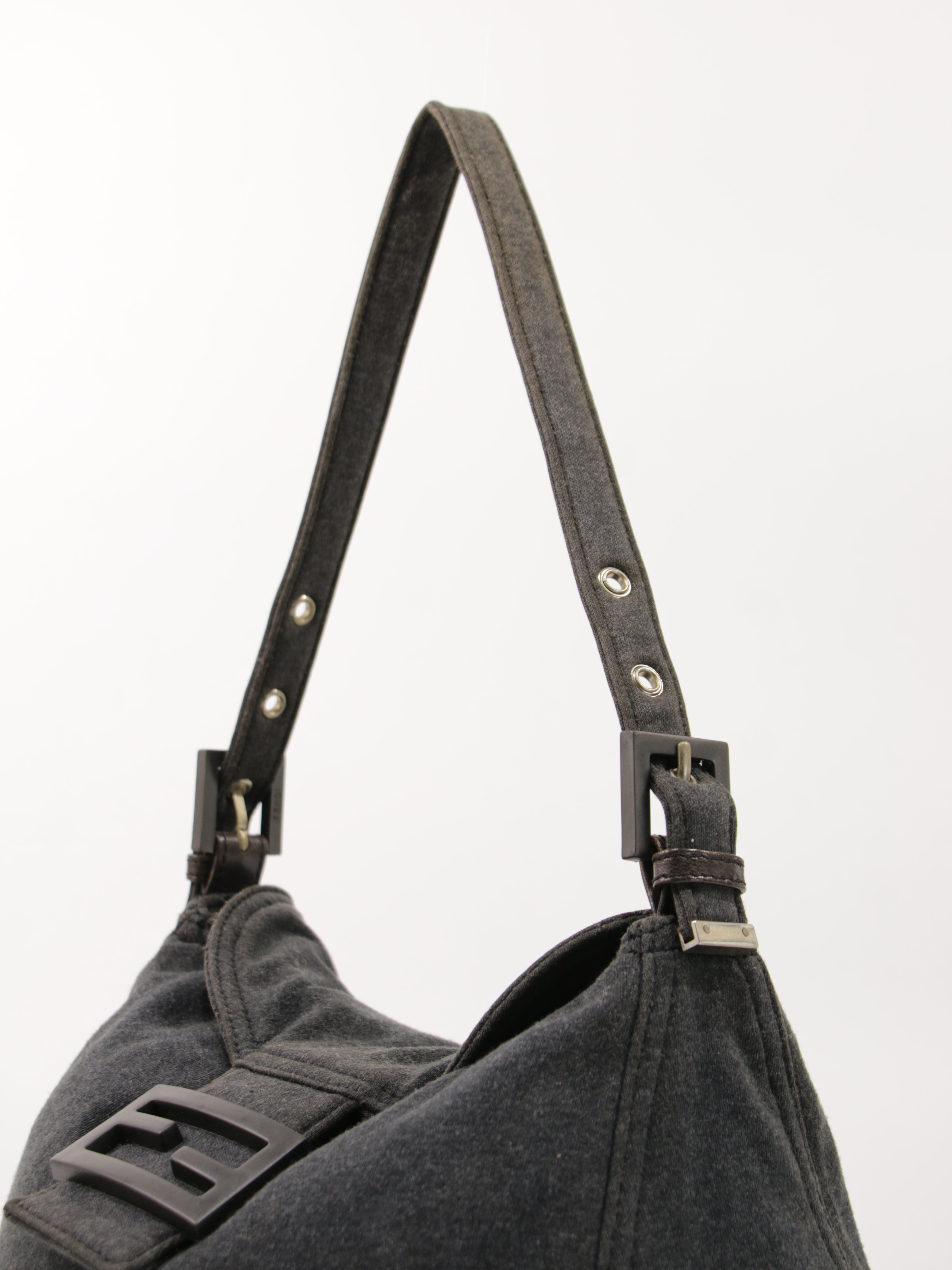 Double Flap Mamma