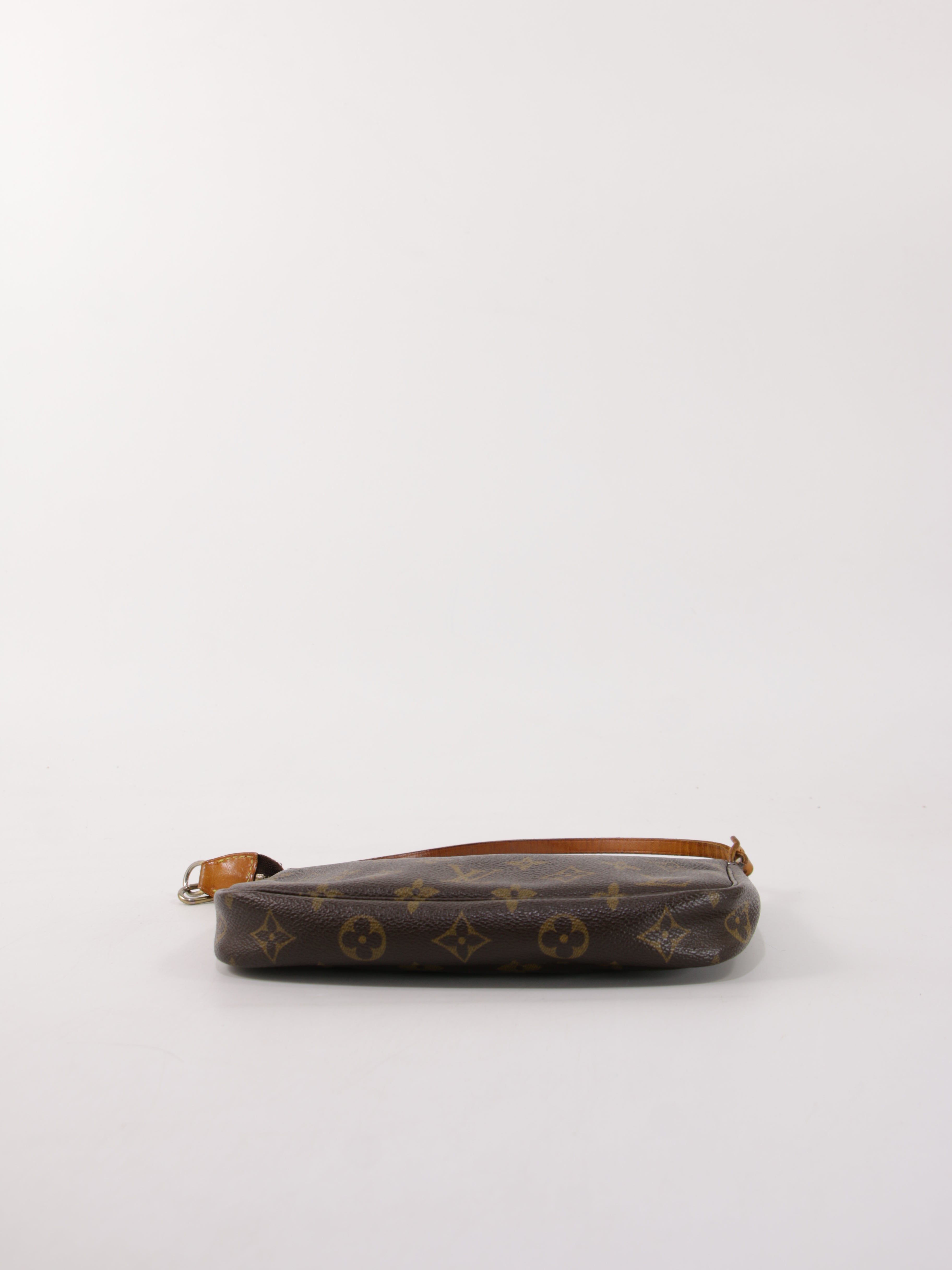 Louis Vuitton Accessories Pochette