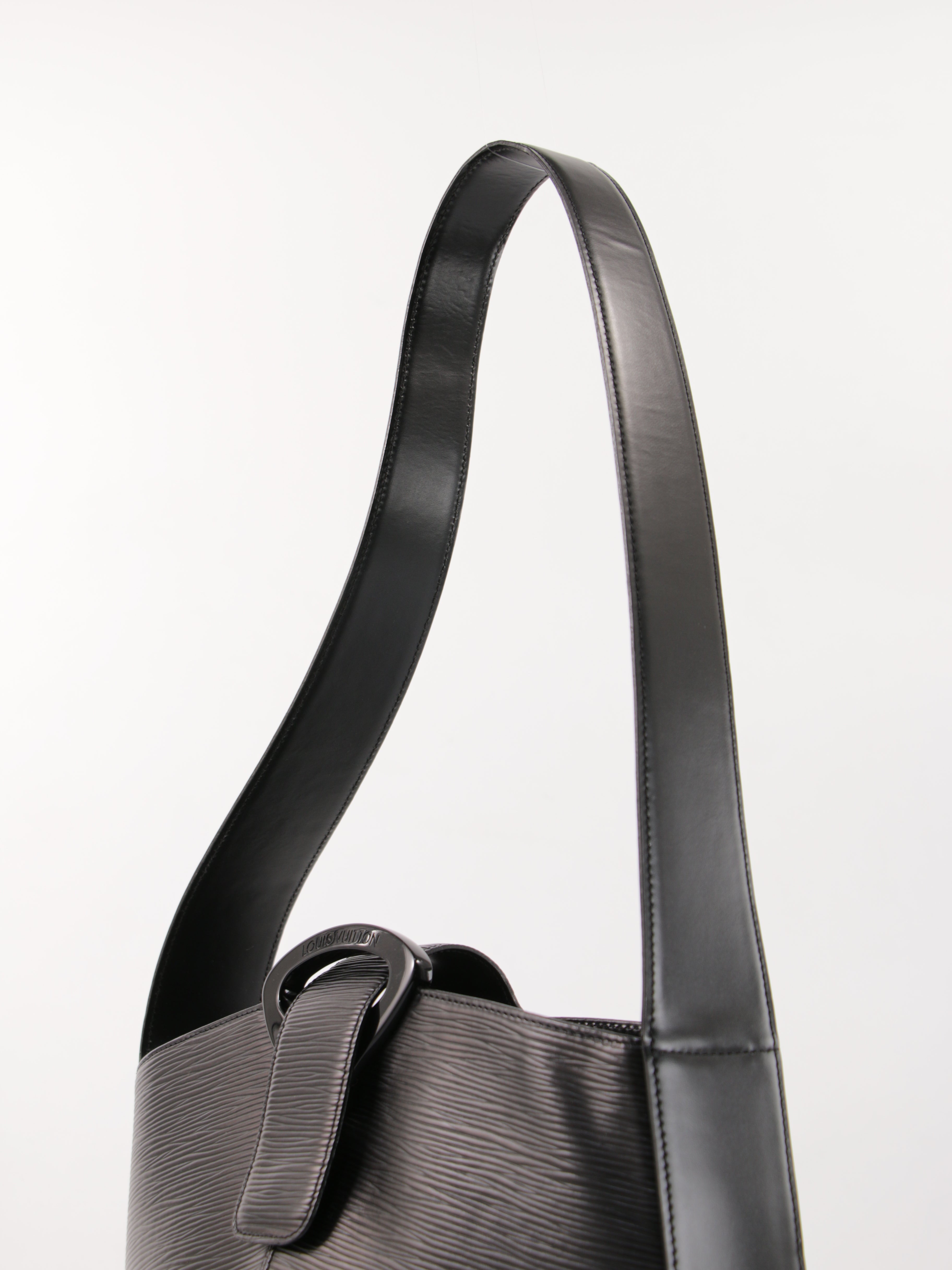 Louis Vuitton Shoulder Bag