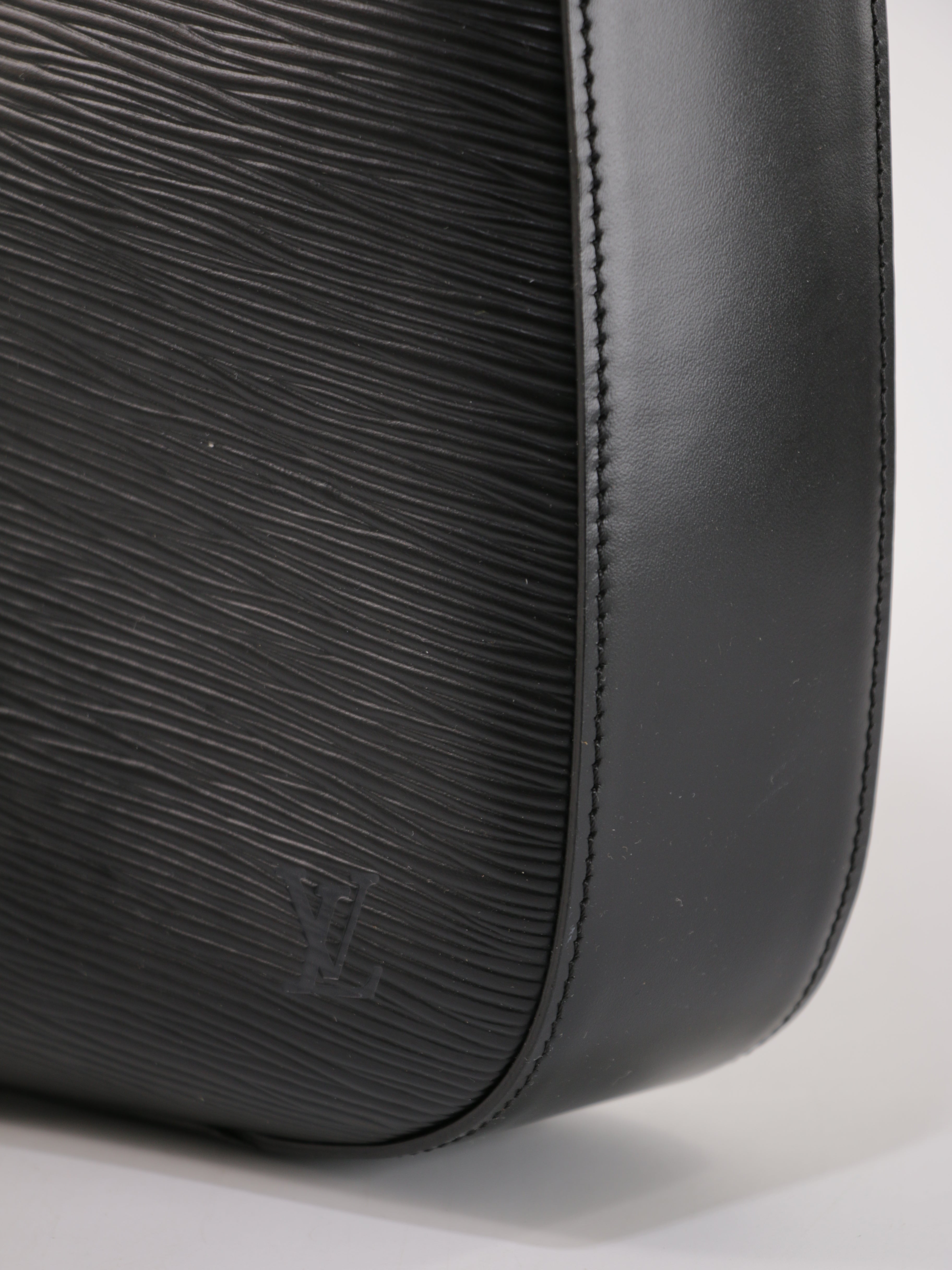 Louis Vuitton Shoulder Bag