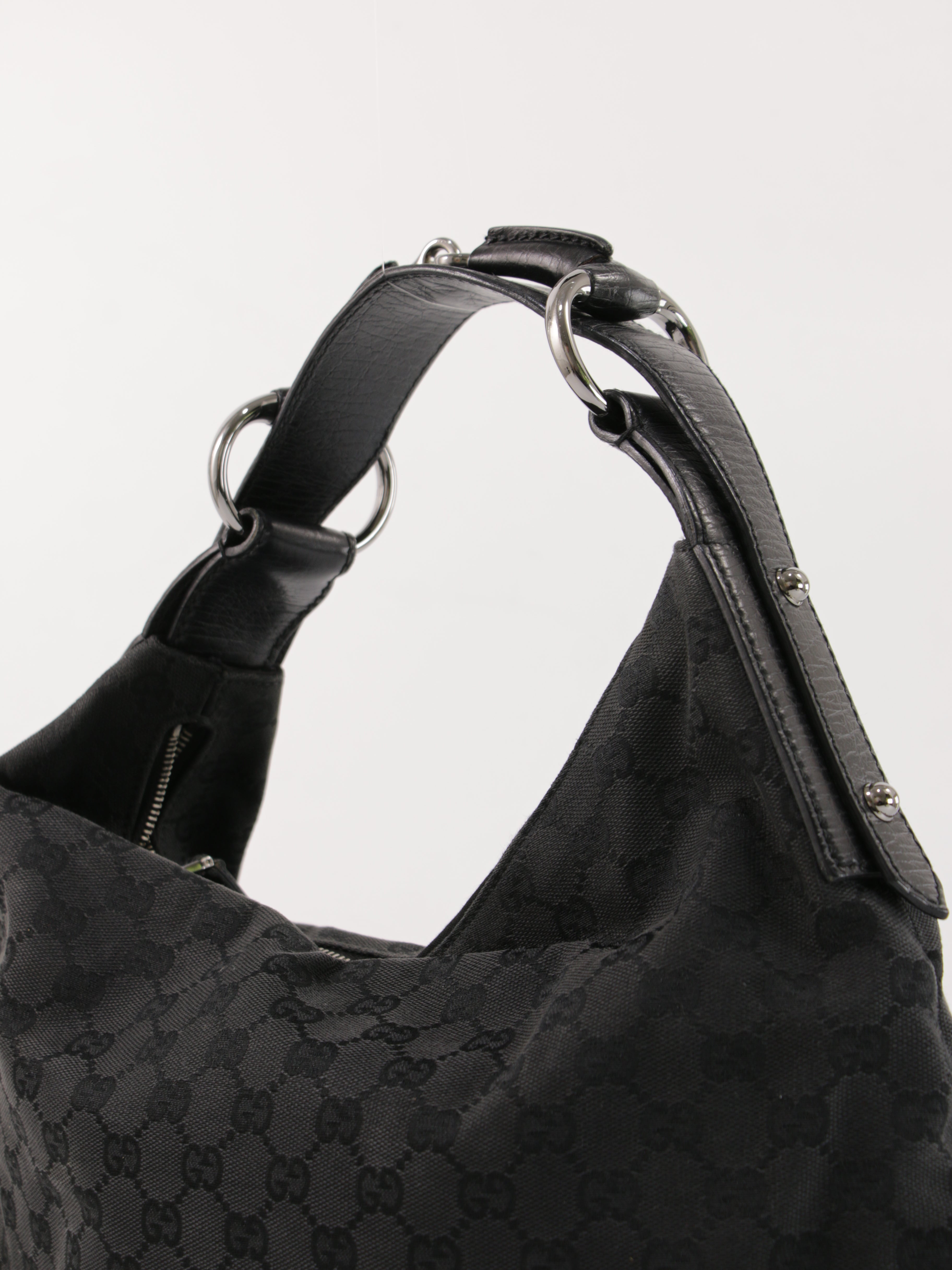 Gucci Shoulder Bag